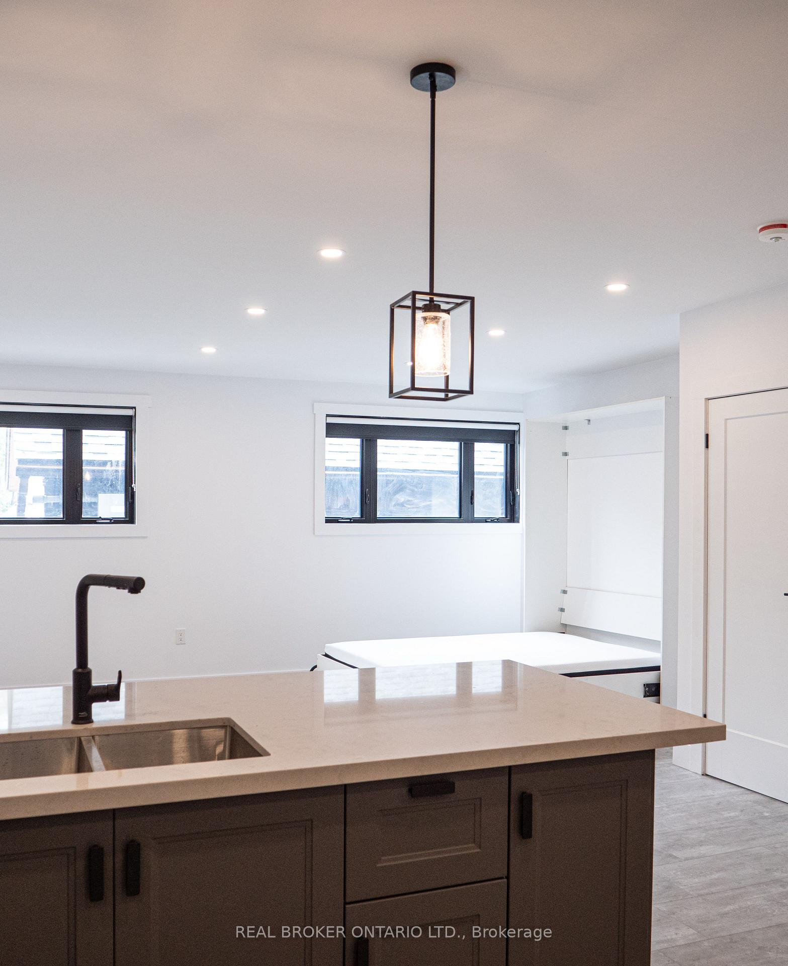Photo 7 of Unit 4, 284 James Street N, Hamilton, Beasley — HOMEH