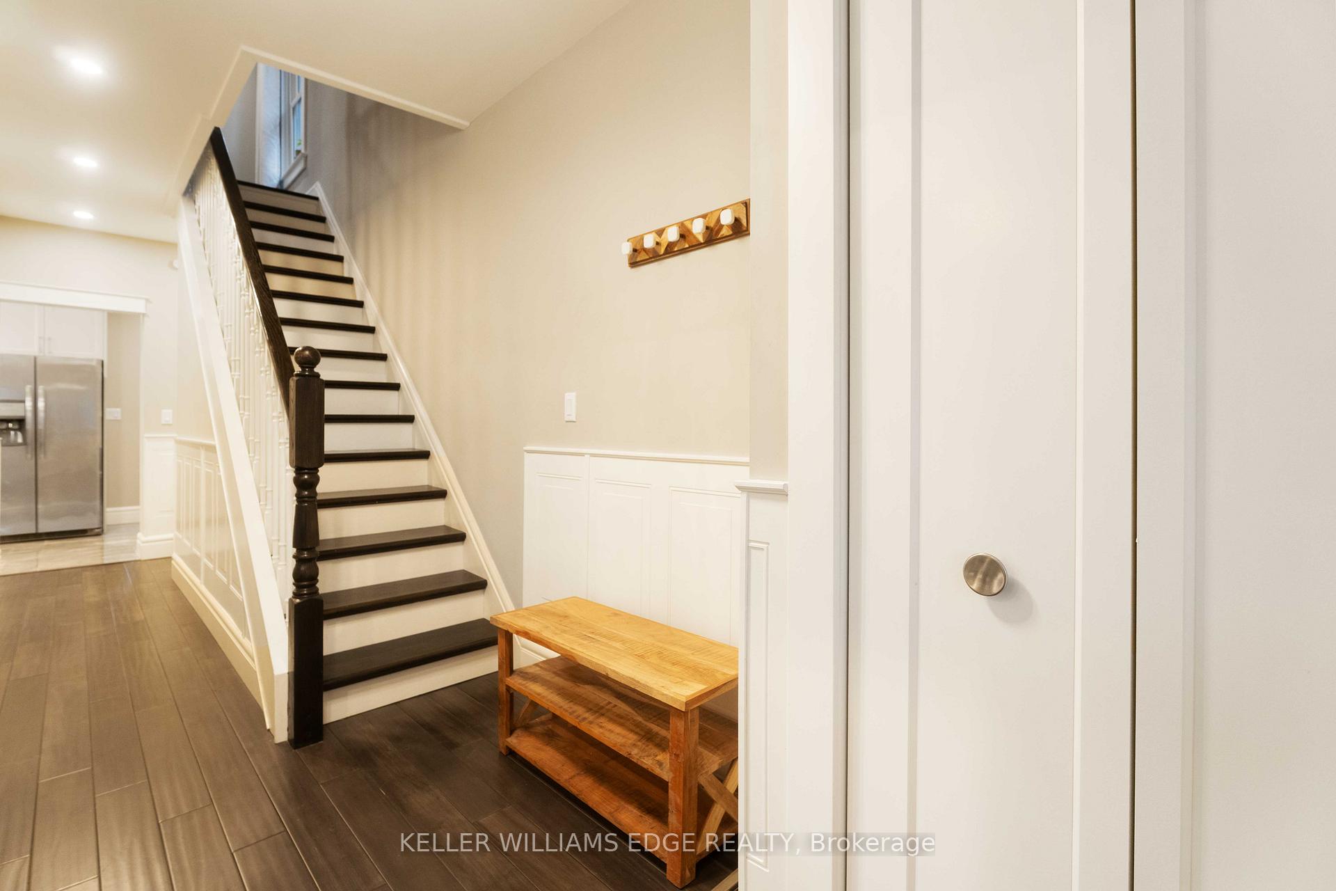 Photo 5 of 17 Spadina Avenue, Hamilton, Gibson — HOMEH