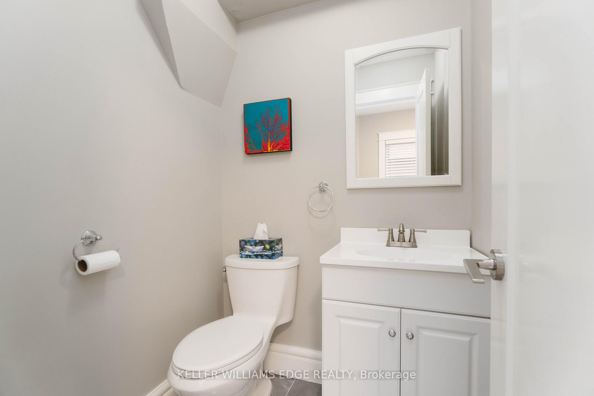Photo 10 of 17 Spadina Avenue, Hamilton, Gibson — HOMEH
