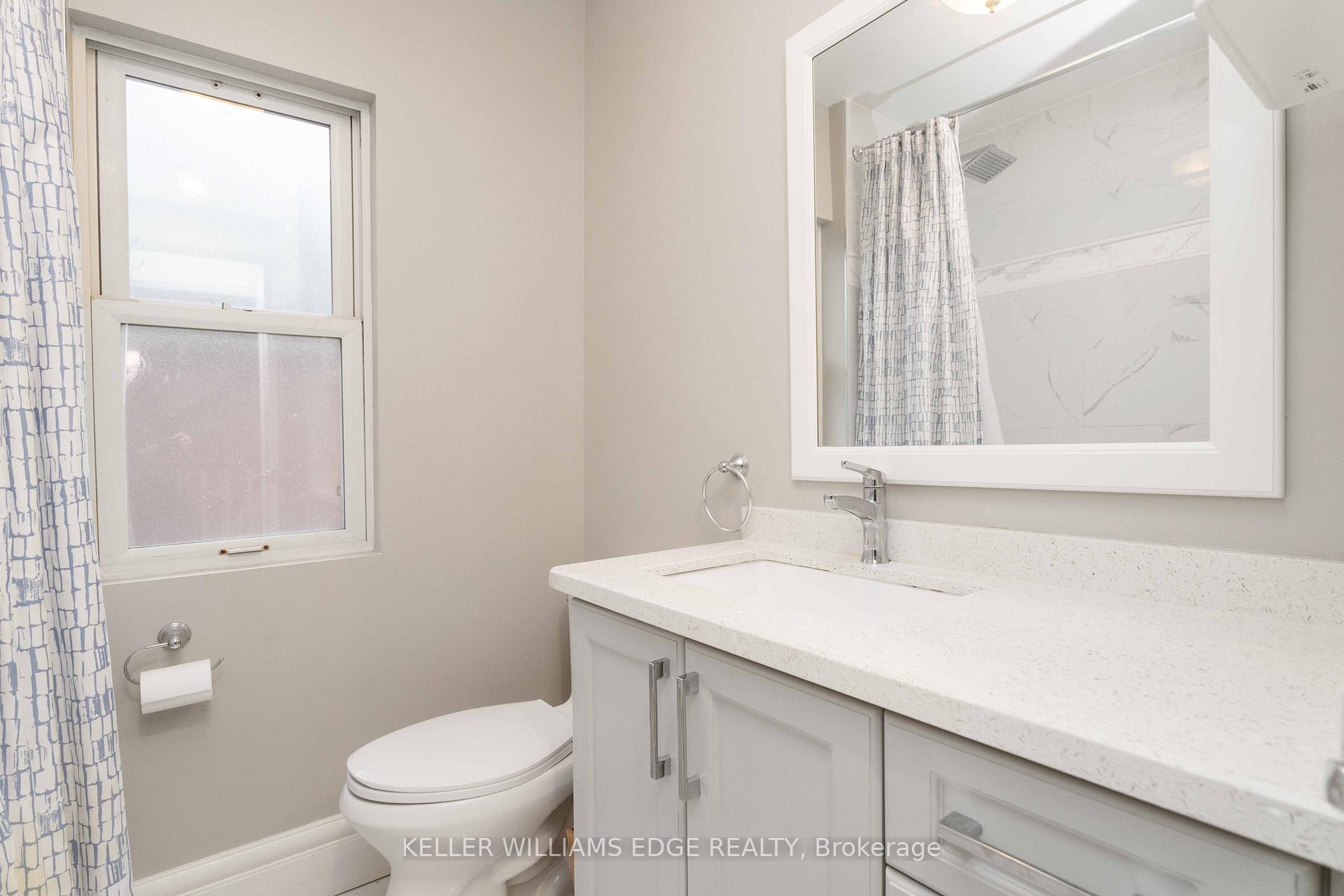 Photo 12 of 17 Spadina Avenue, Hamilton, Gibson — HOMEH