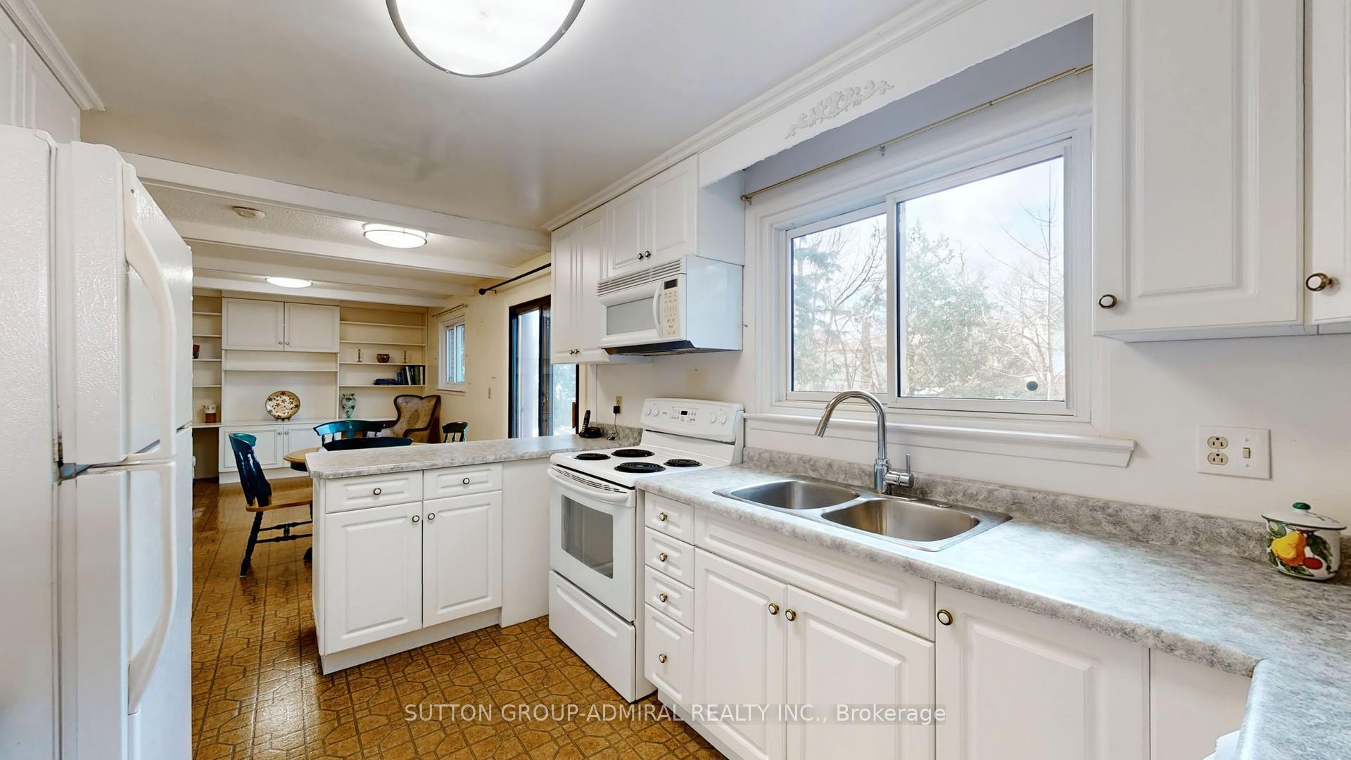 Photo 14 of 61 Shady Lane Crescent, Markham, Royal Orchard — HOMEH