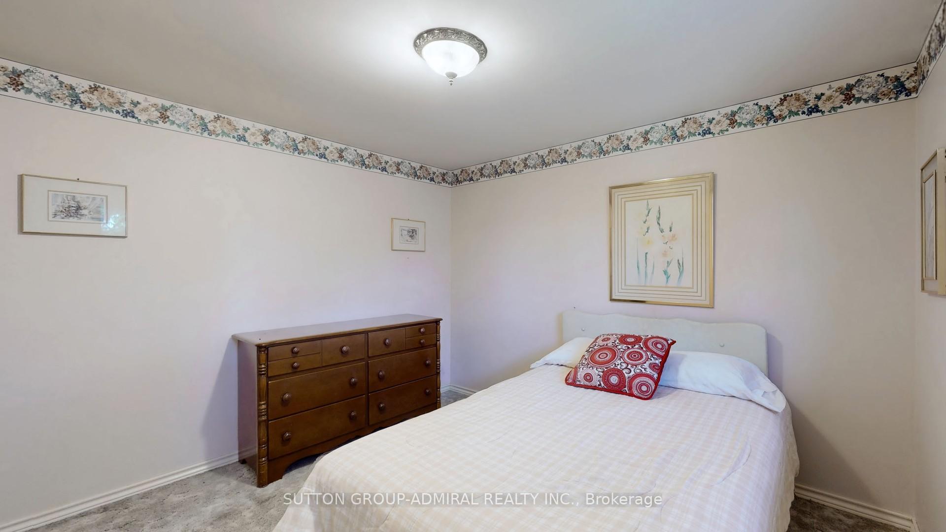 Photo 27 of 61 Shady Lane Crescent, Markham, Royal Orchard — HOMEH