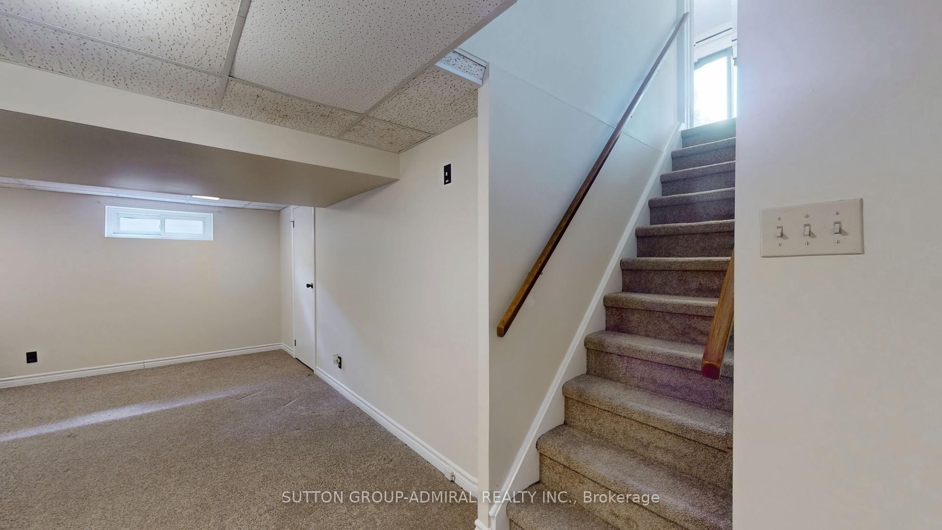 Photo 34 of 61 Shady Lane Crescent, Markham, Royal Orchard — HOMEH