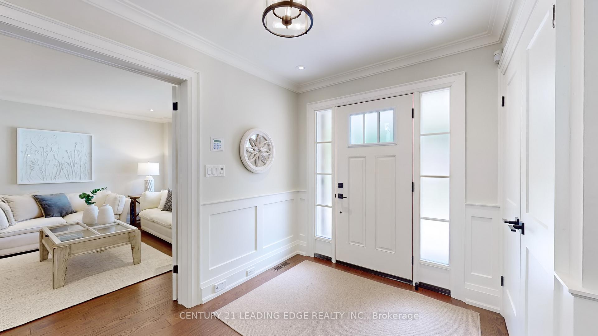Photo 3 of 60 Squire Baker's Lane, Markham, Sherwood-Amberglen — HOMEH