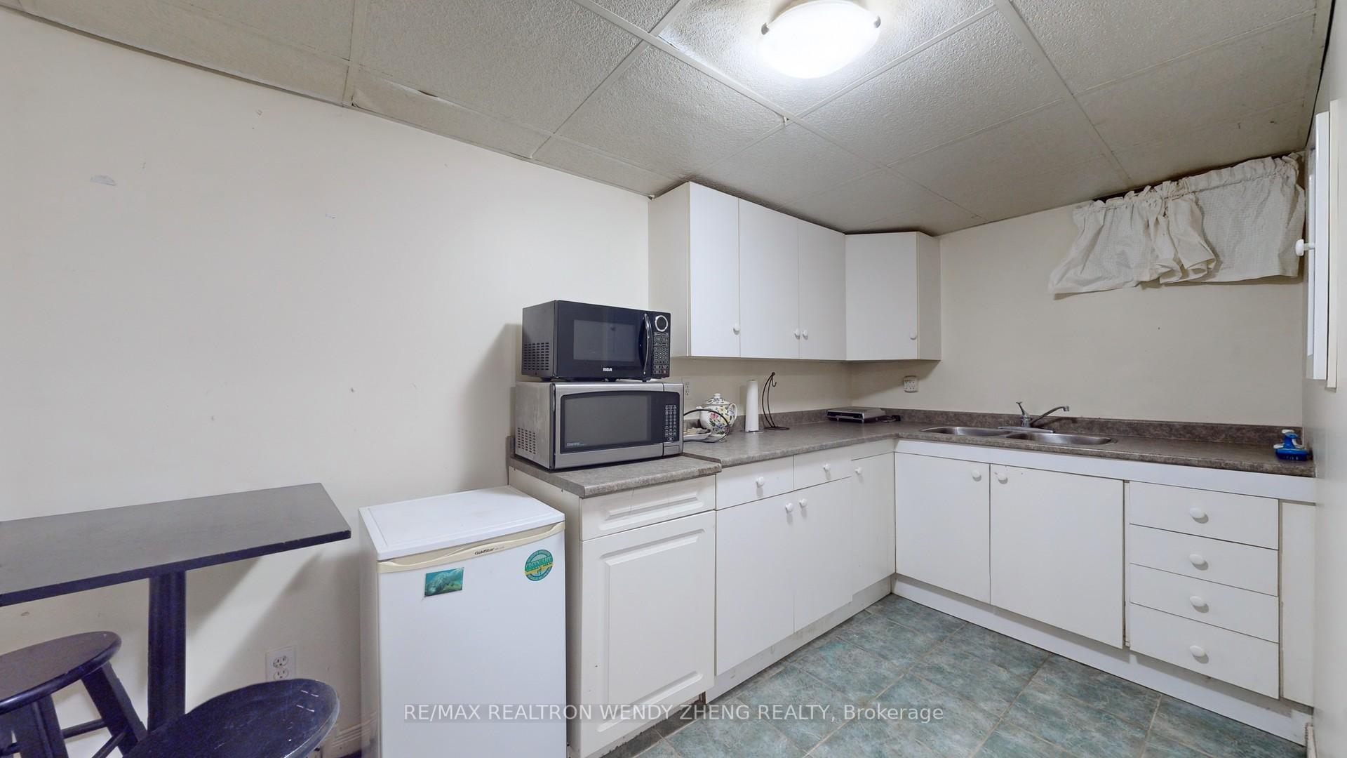 Photo 6 of Unit BSMT, 9359 Dickenson Road, Hamilton, Airport Employment Area — HOMEH