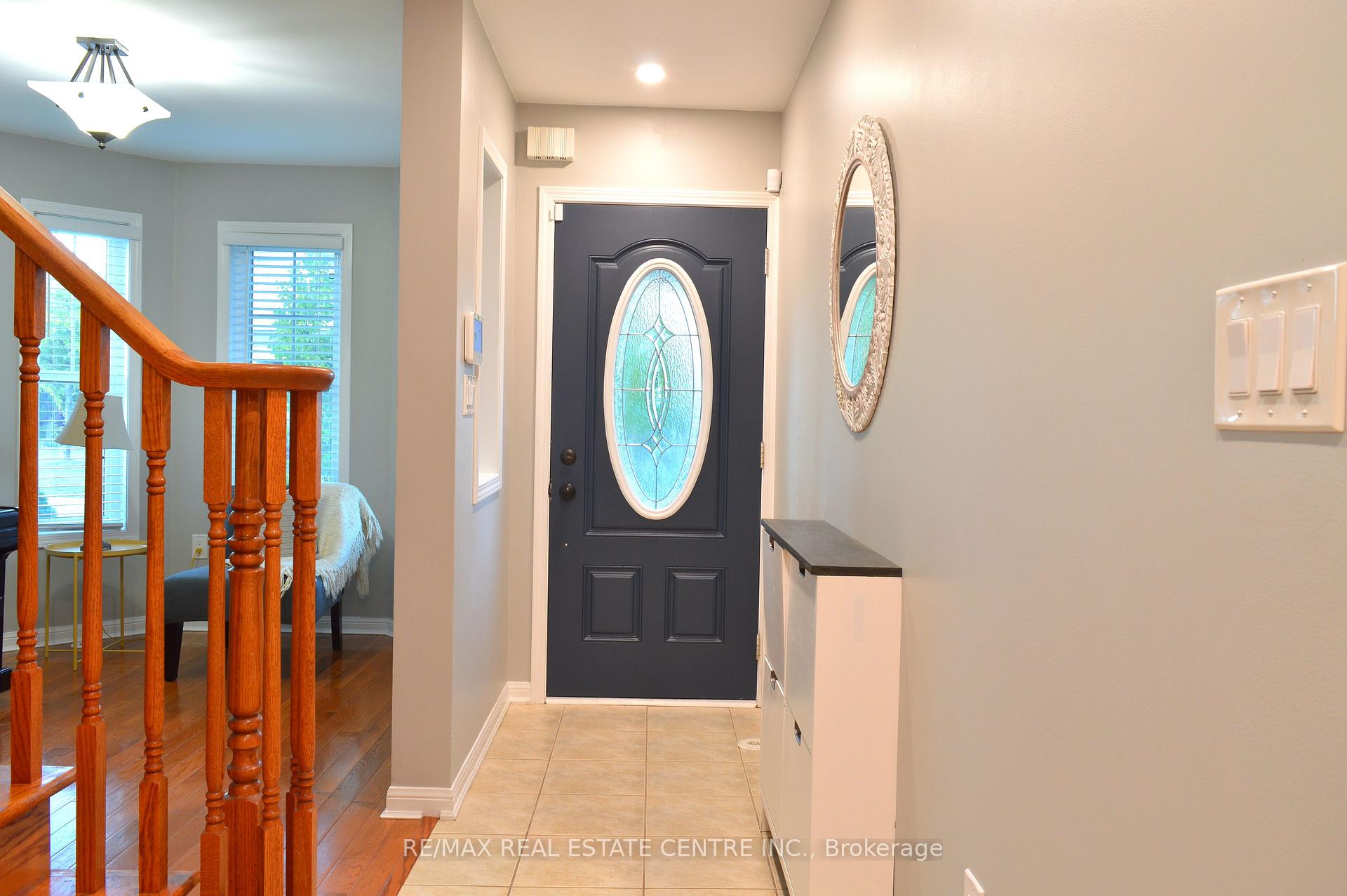 Photo 13 of 882 Mcewan Drive, Milton, Coates — HOMEH