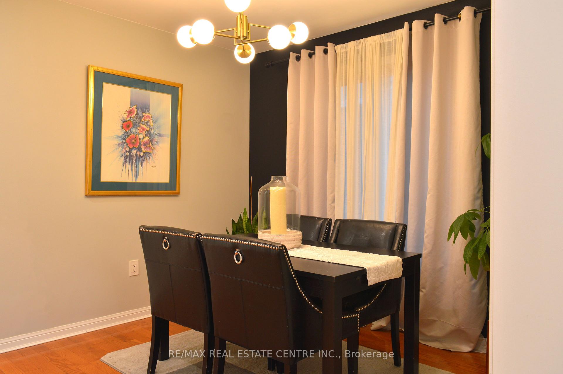 Photo 16 of 882 Mcewan Drive, Milton, Coates — HOMEH