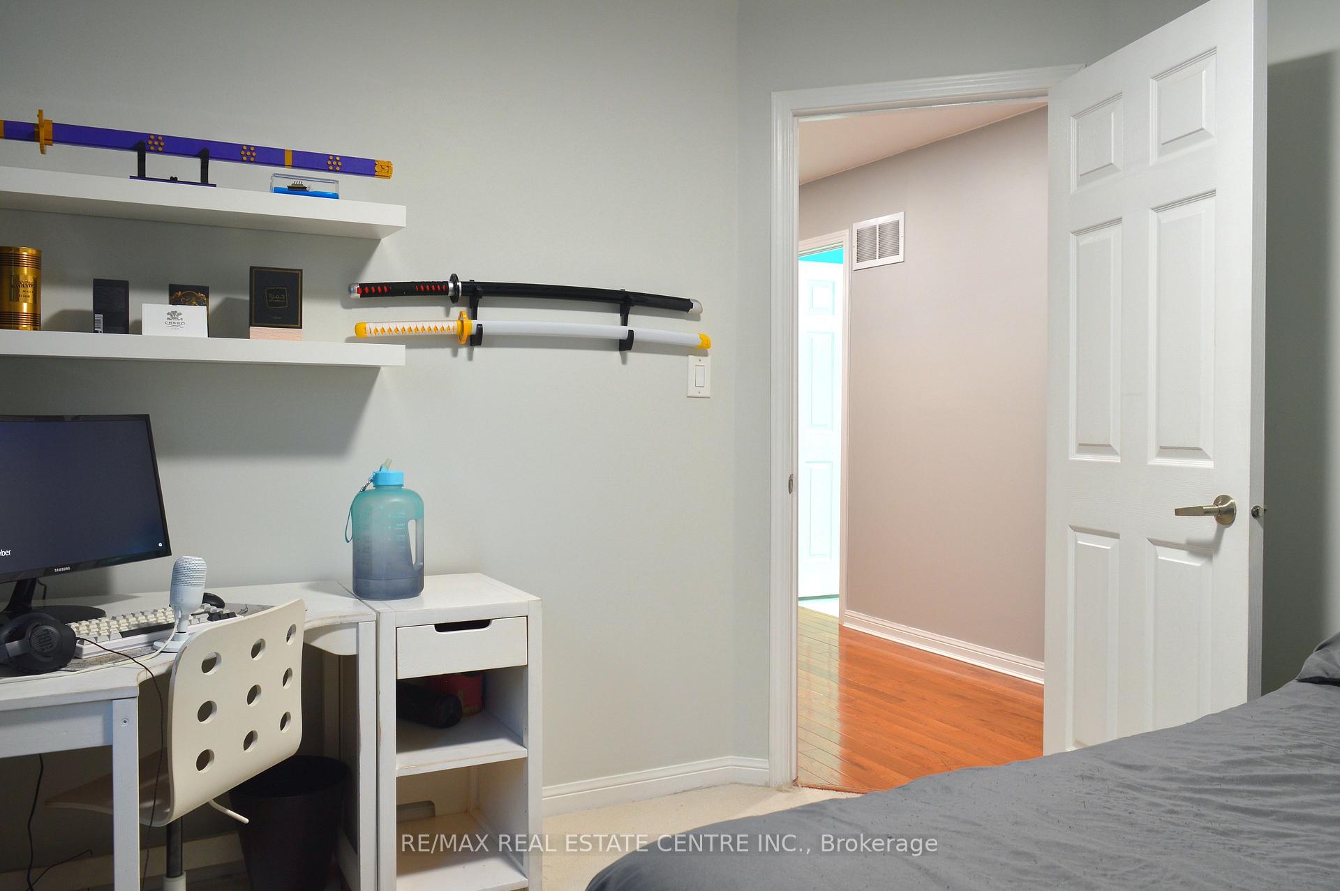 Photo 27 of 882 Mcewan Drive, Milton, Coates — HOMEH