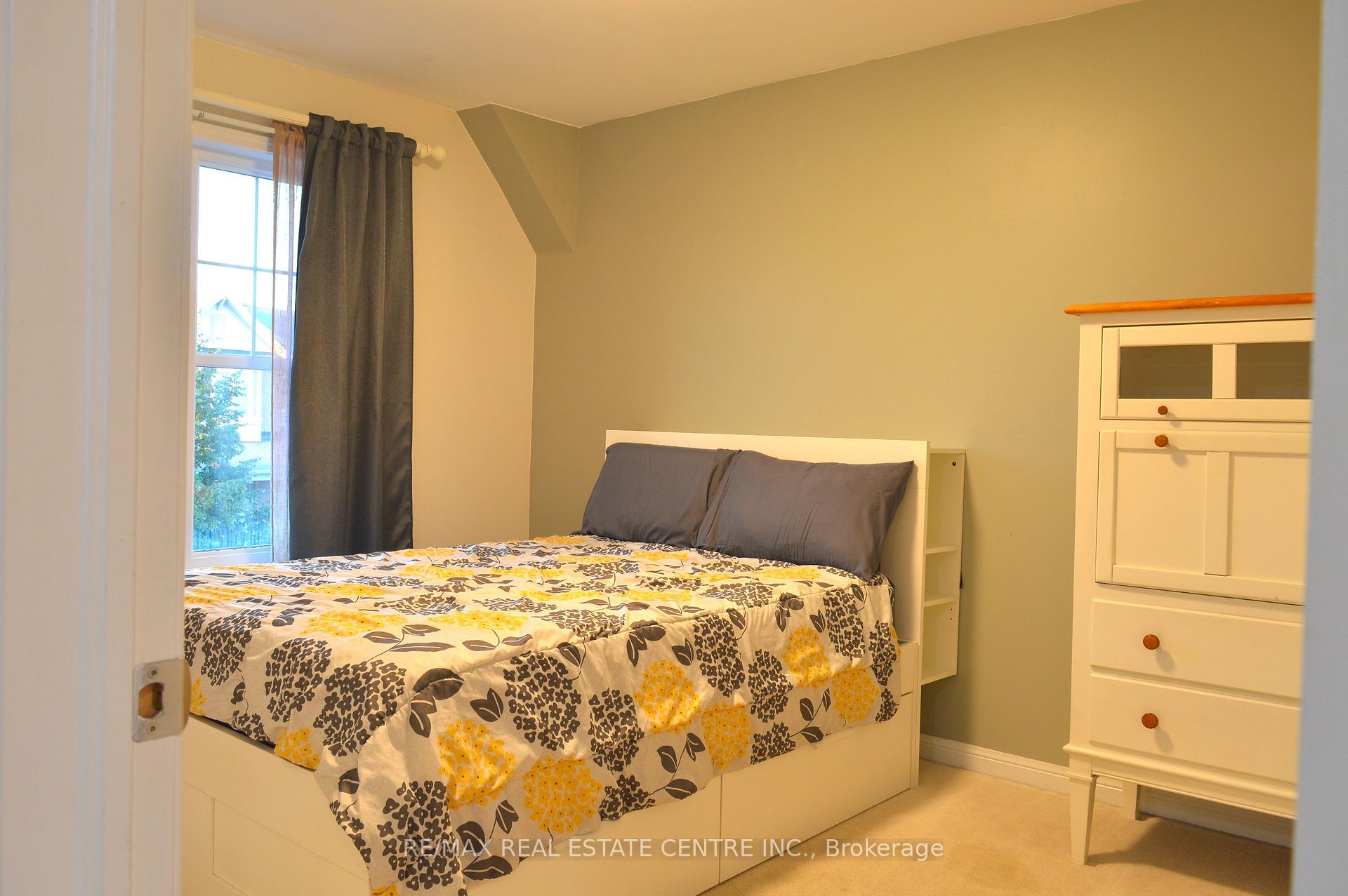 Photo 28 of 882 Mcewan Drive, Milton, Coates — HOMEH