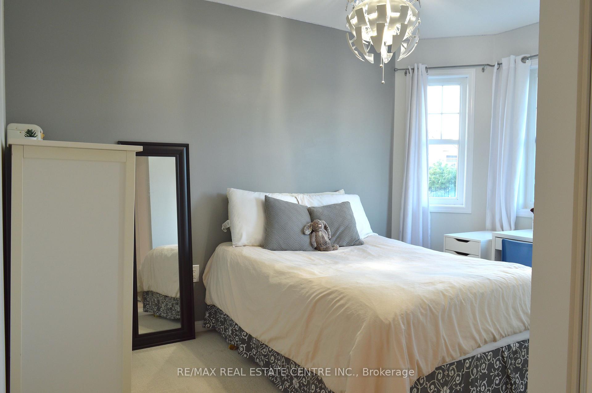 Photo 30 of 882 Mcewan Drive, Milton, Coates — HOMEH