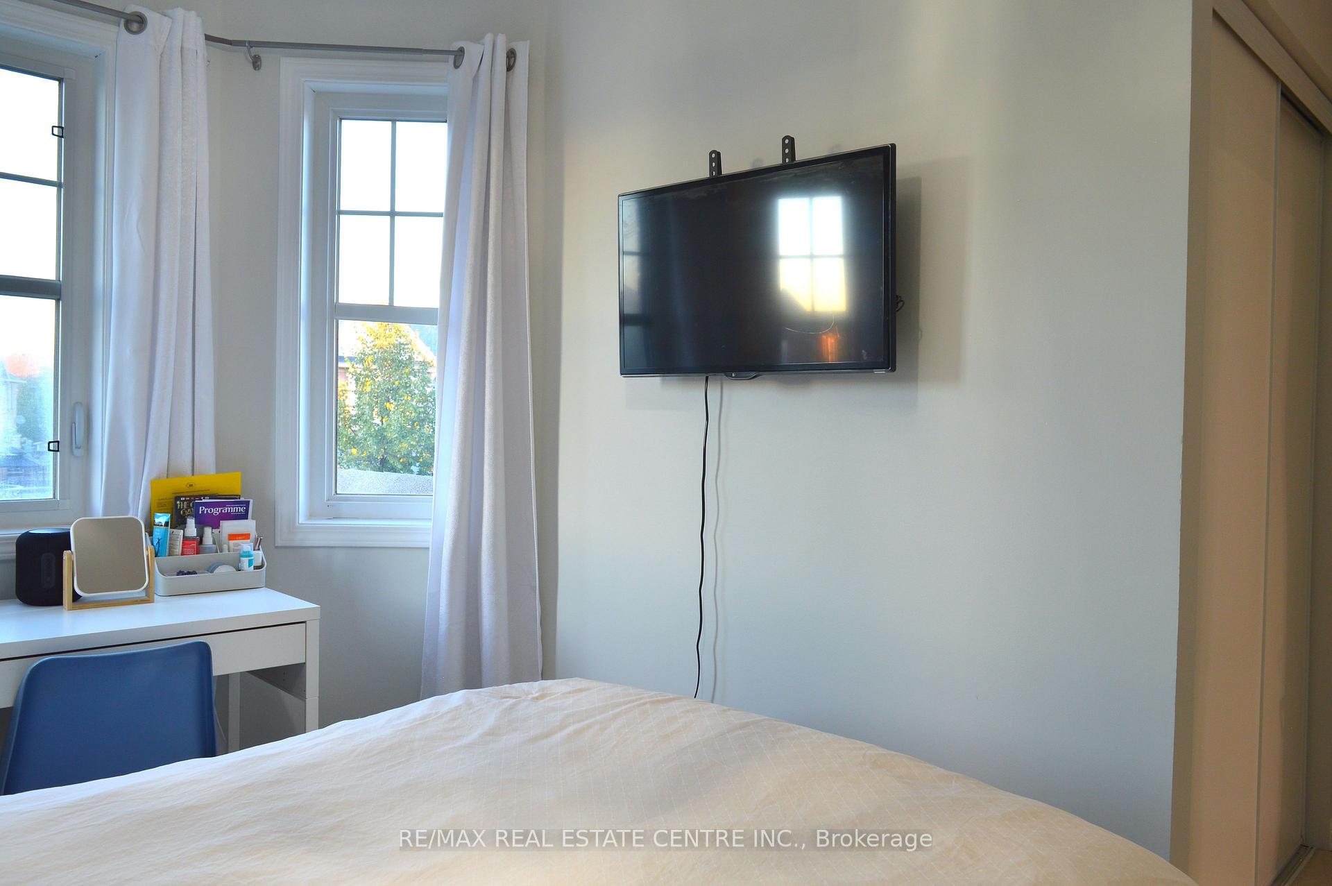 Photo 31 of 882 Mcewan Drive, Milton, Coates — HOMEH