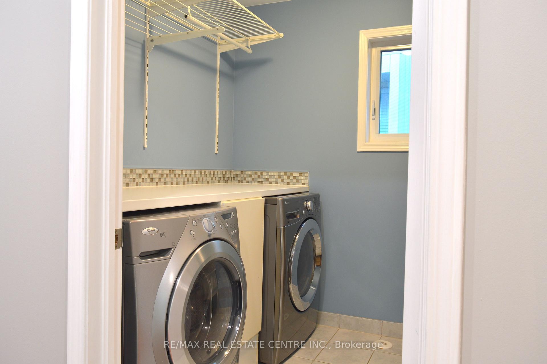 Photo 33 of 882 Mcewan Drive, Milton, Coates — HOMEH