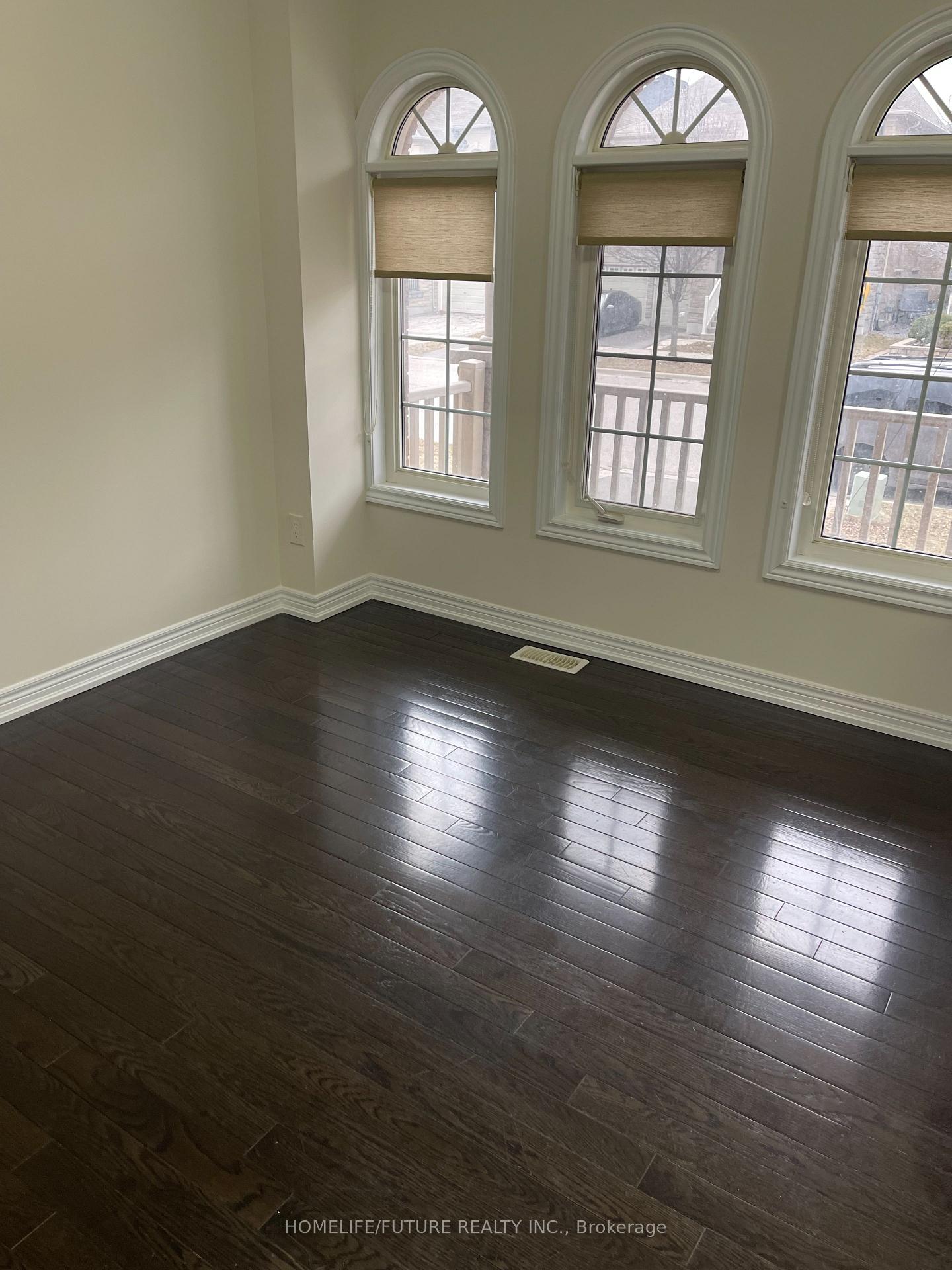 Photo 3 of 167 Hammersly Boulevard, Markham, Wismer — HOMEH
