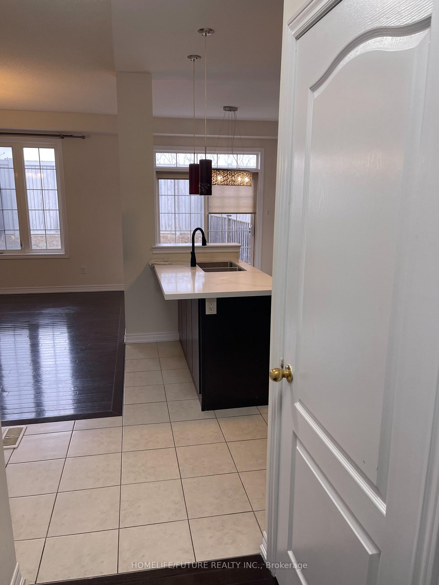 Photo 4 of 167 Hammersly Boulevard, Markham, Wismer — HOMEH