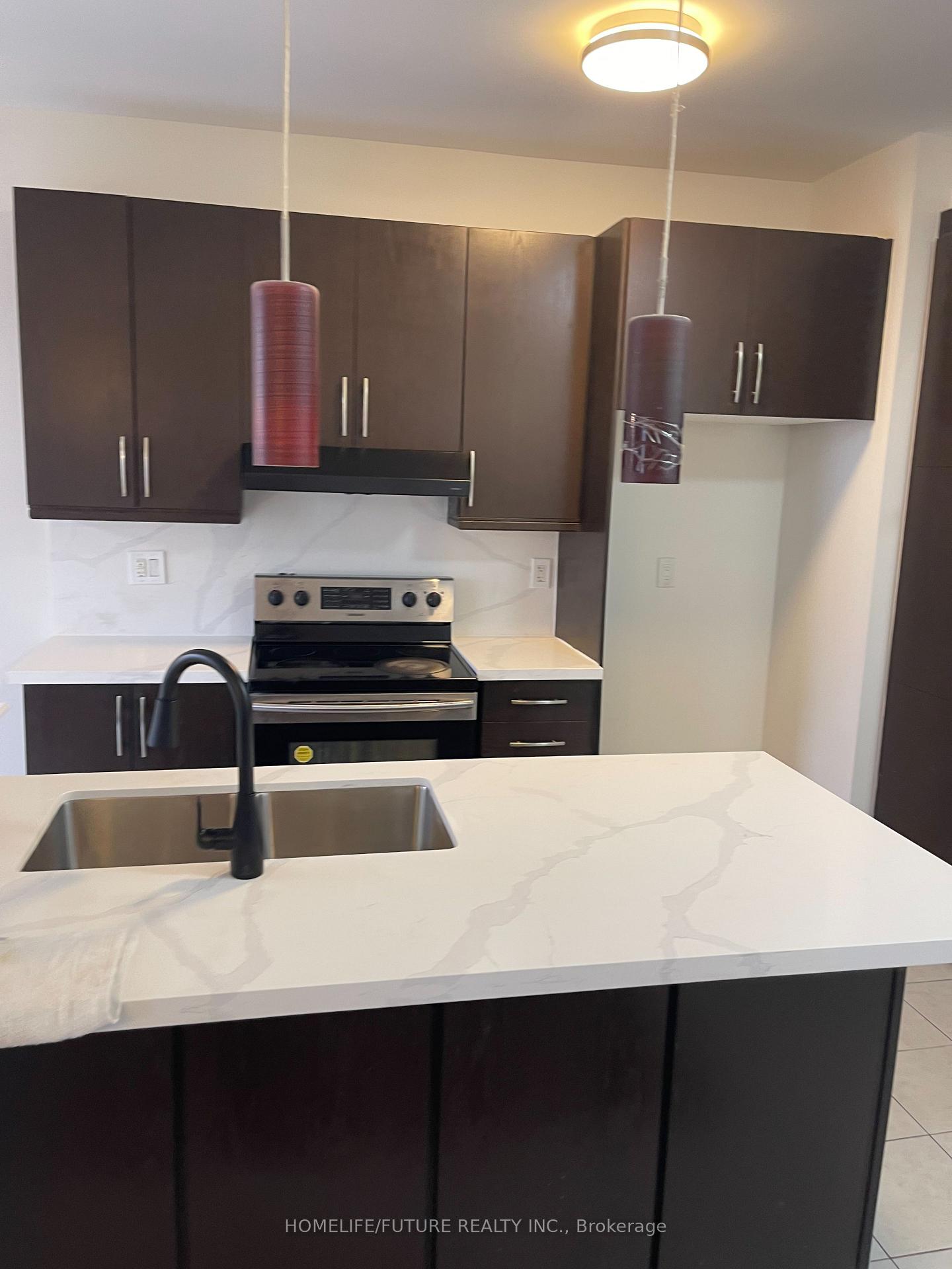 Photo 5 of 167 Hammersly Boulevard, Markham, Wismer — HOMEH