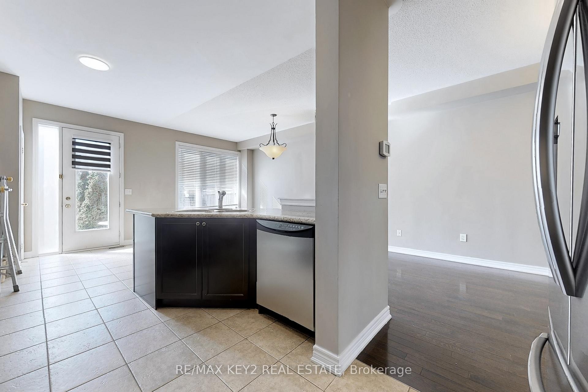 Photo 9 of 3 Knights Corner Lane, Markham, Cornell — HOMEH