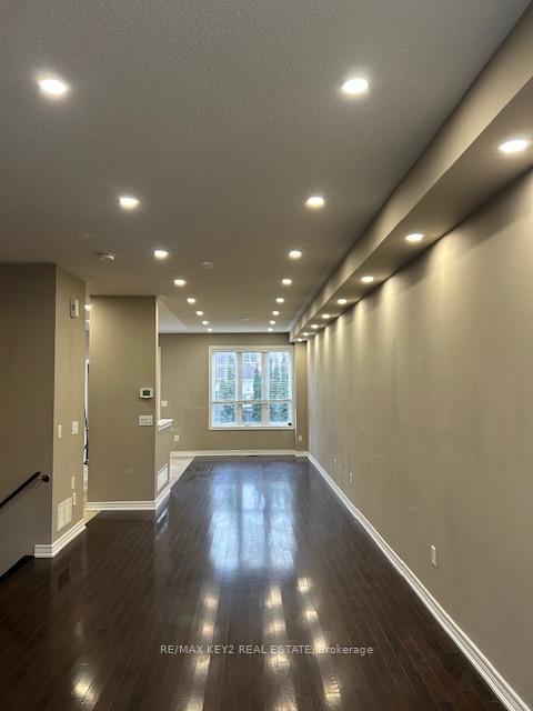 Photo 11 of 3 Knights Corner Lane, Markham, Cornell — HOMEH