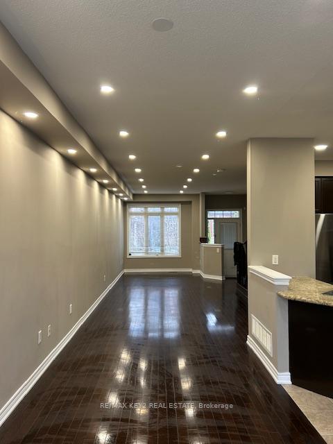 Photo 12 of 3 Knights Corner Lane, Markham, Cornell — HOMEH