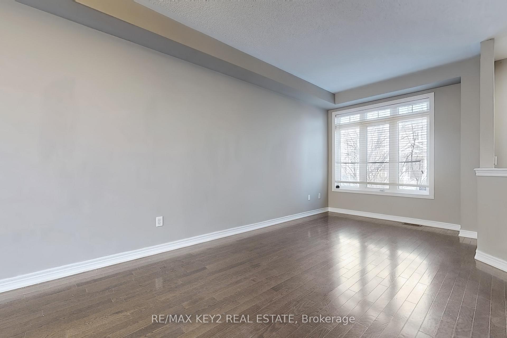 Photo 14 of 3 Knights Corner Lane, Markham, Cornell — HOMEH