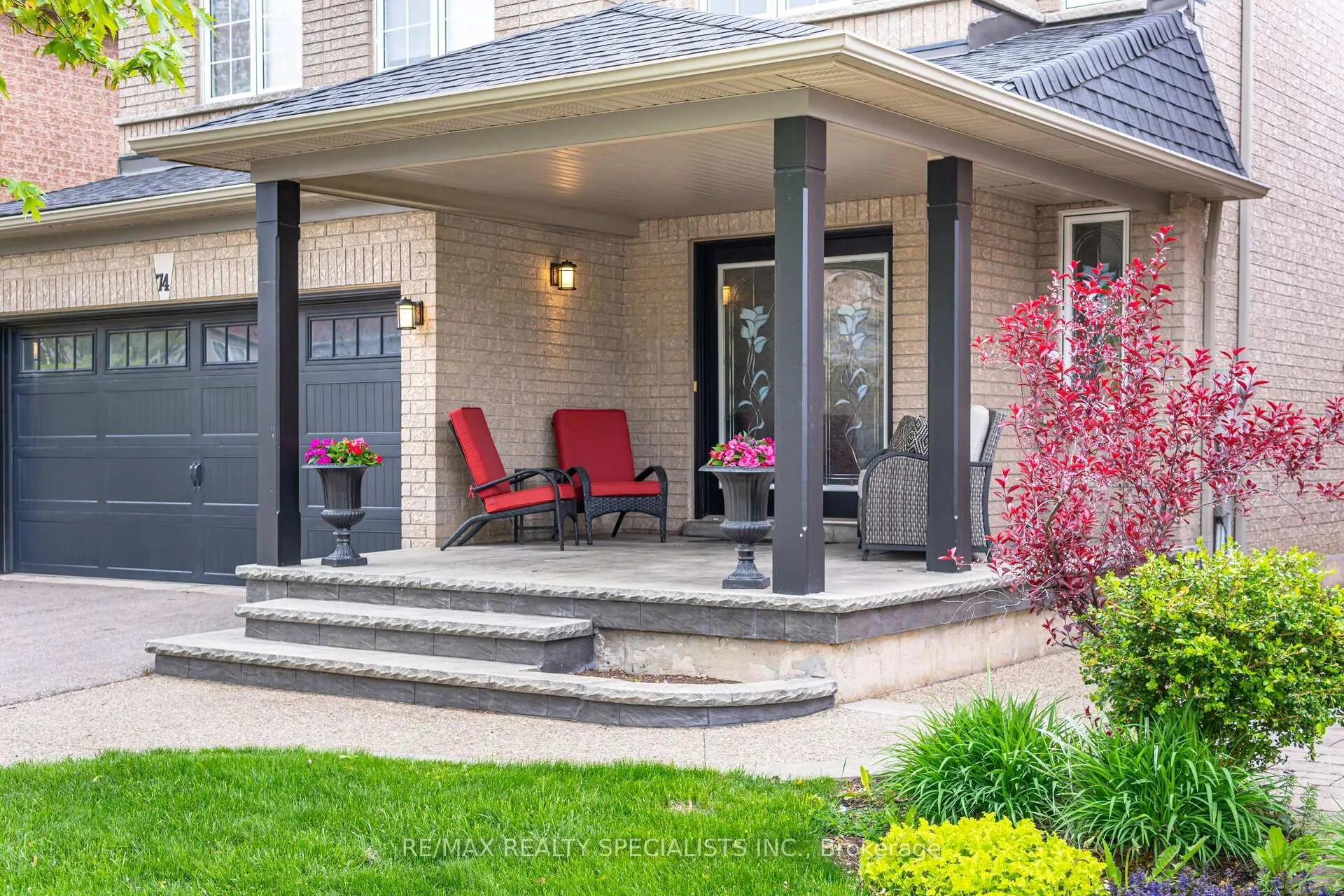 Photo 2 of 74 Robarts Drive, Milton, Dempsey — HOMEH