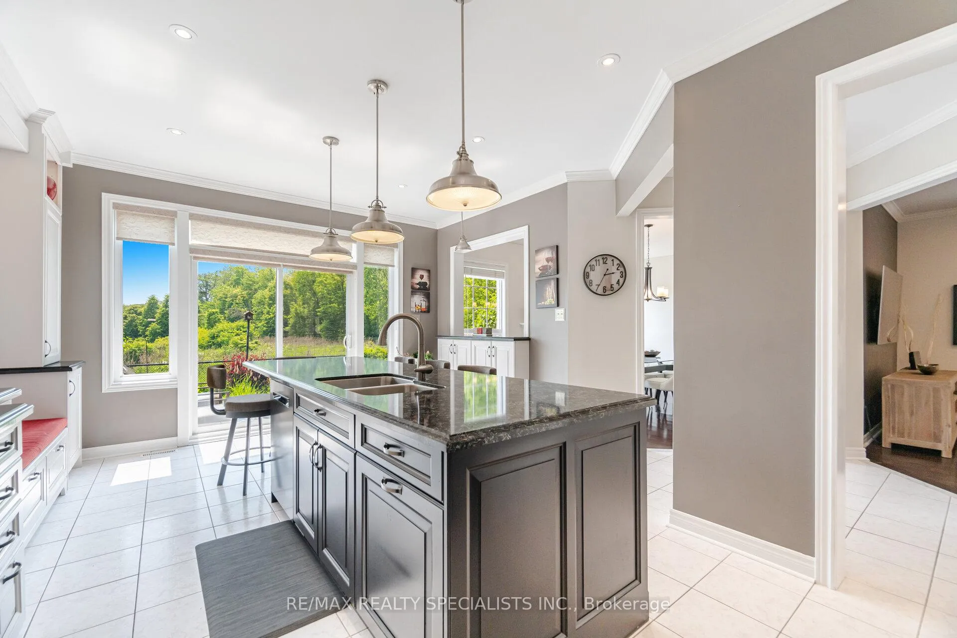 Photo 9 of 74 Robarts Drive, Milton, Dempsey — HOMEH