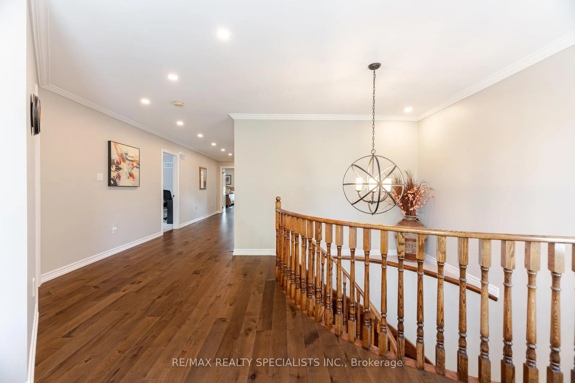 Photo 19 of 74 Robarts Drive, Milton, Dempsey — HOMEH