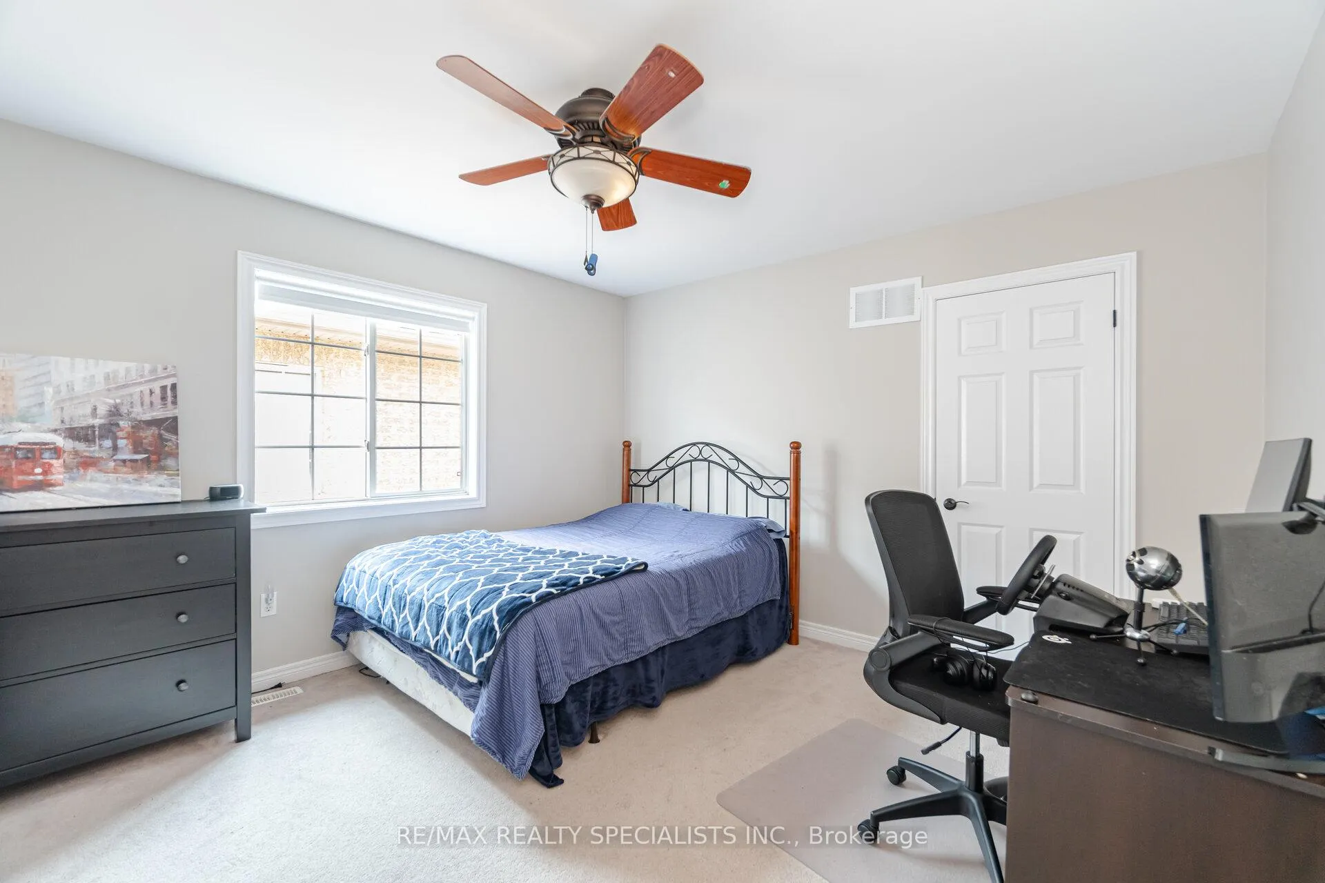 Photo 27 of 74 Robarts Drive, Milton, Dempsey — HOMEH