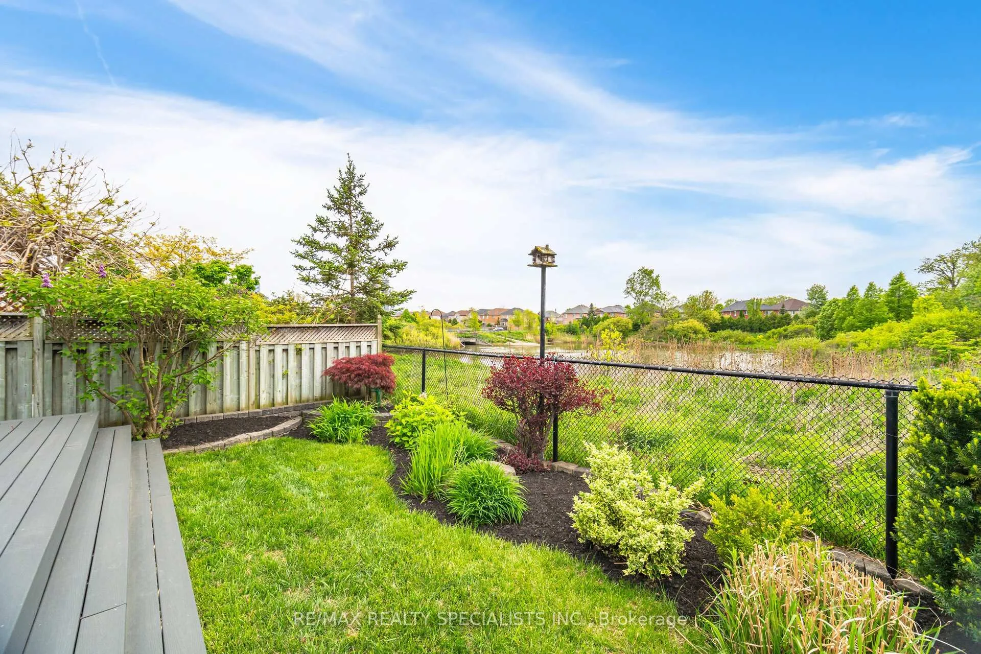 Photo 32 of 74 Robarts Drive, Milton, Dempsey — HOMEH