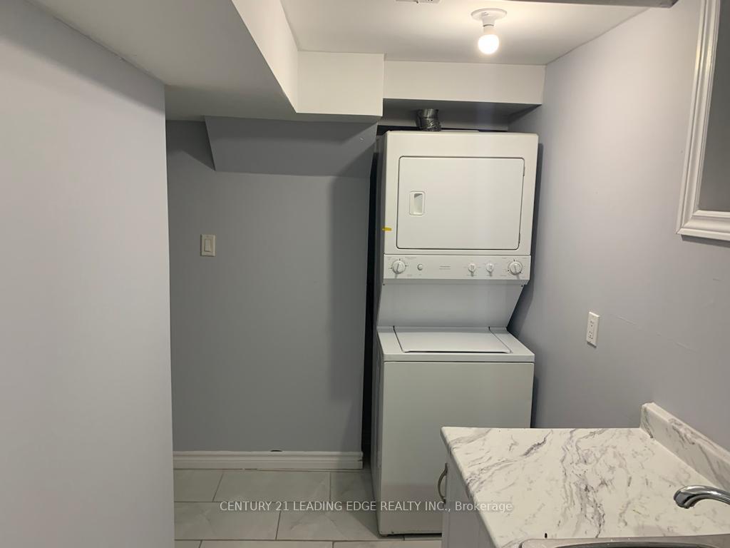 Photo 4 of Unit Bsmt, 83 Cope Street, Hamilton, Homeside — HOMEH