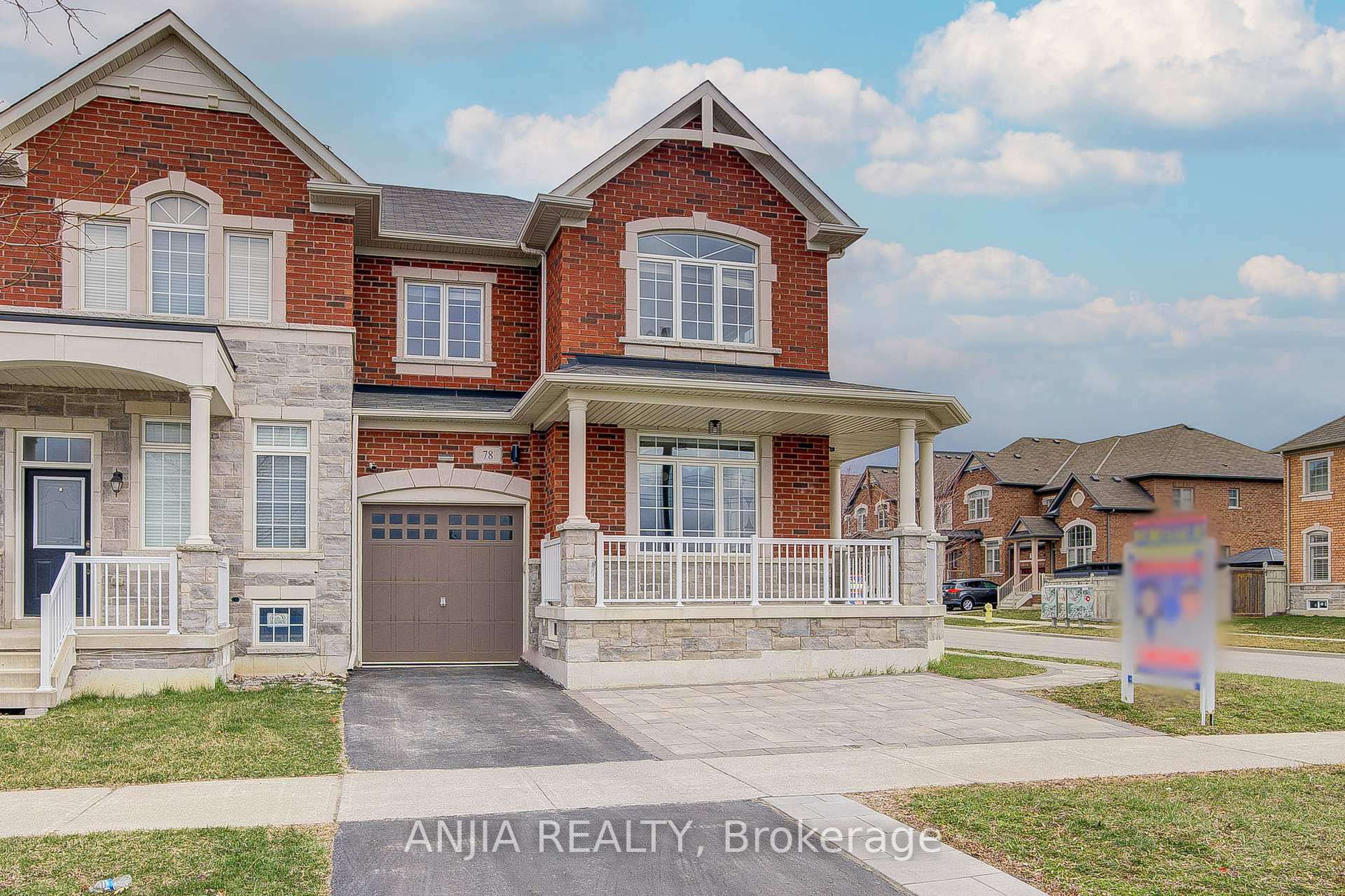Photo 2 of 78 Christian Ritter Drive, Markham, Berczy — HOMEH