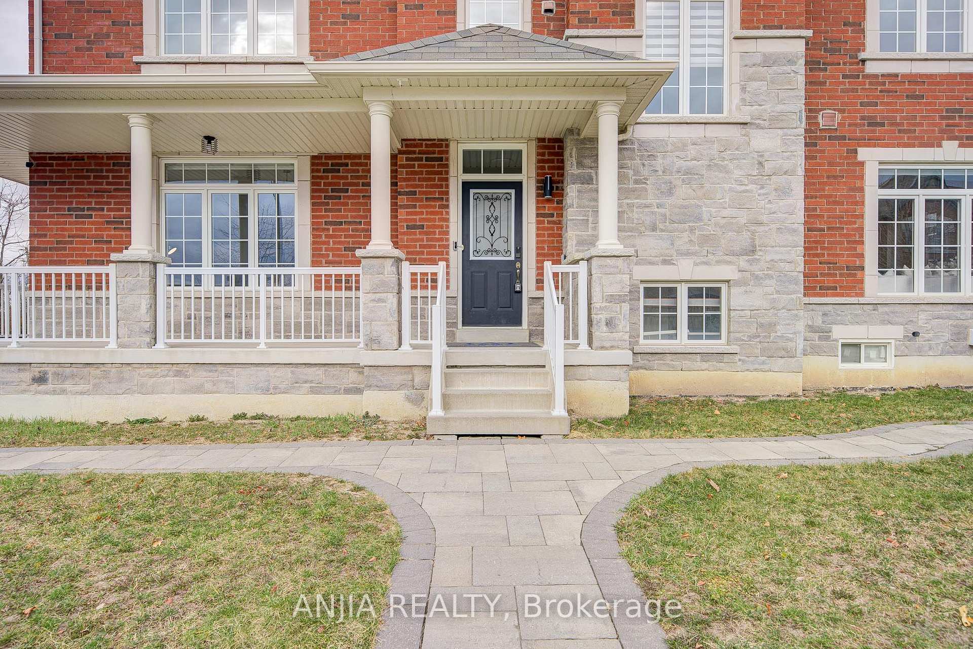 Photo 5 of 78 Christian Ritter Drive, Markham, Berczy — HOMEH