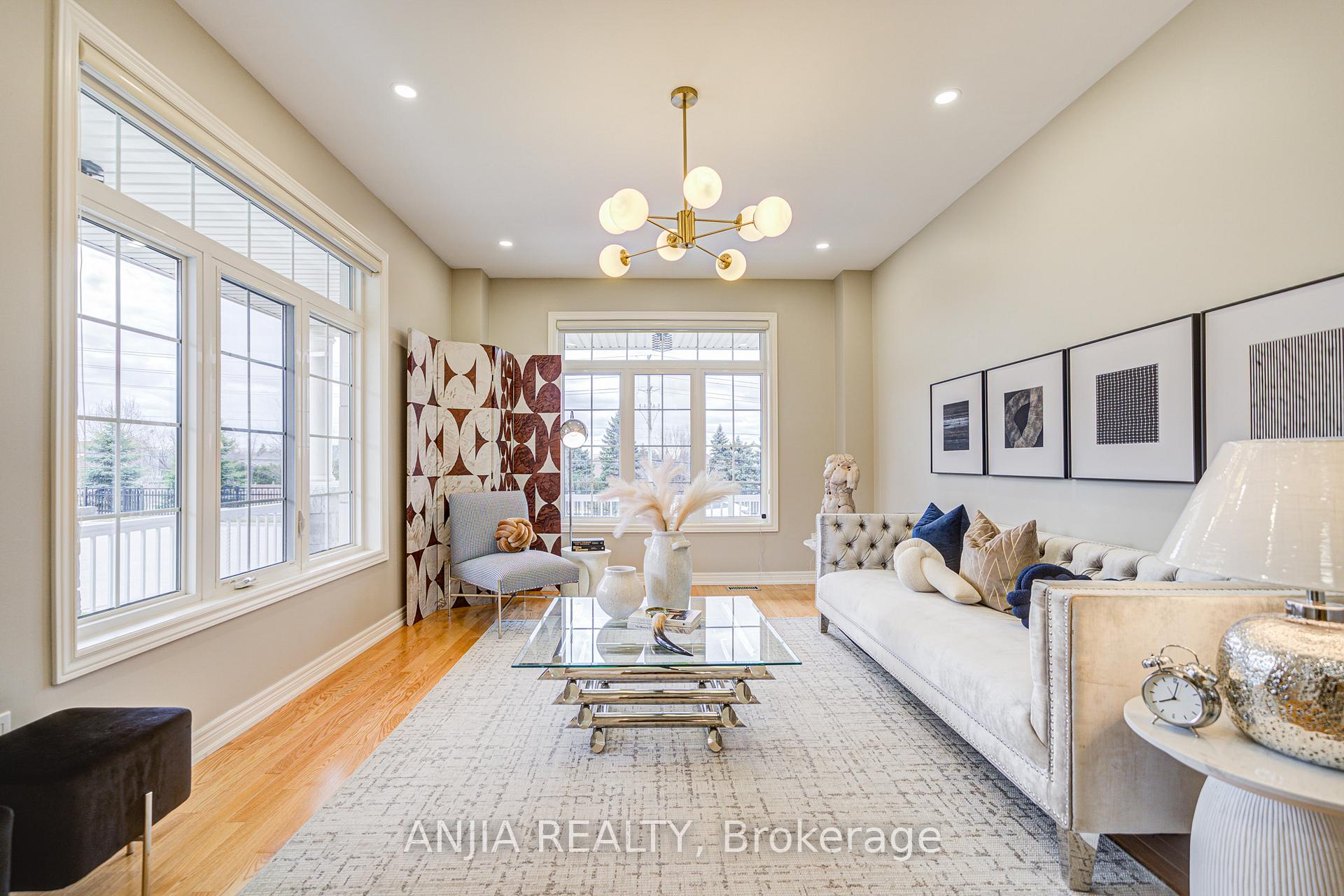 Photo 8 of 78 Christian Ritter Drive, Markham, Berczy — HOMEH