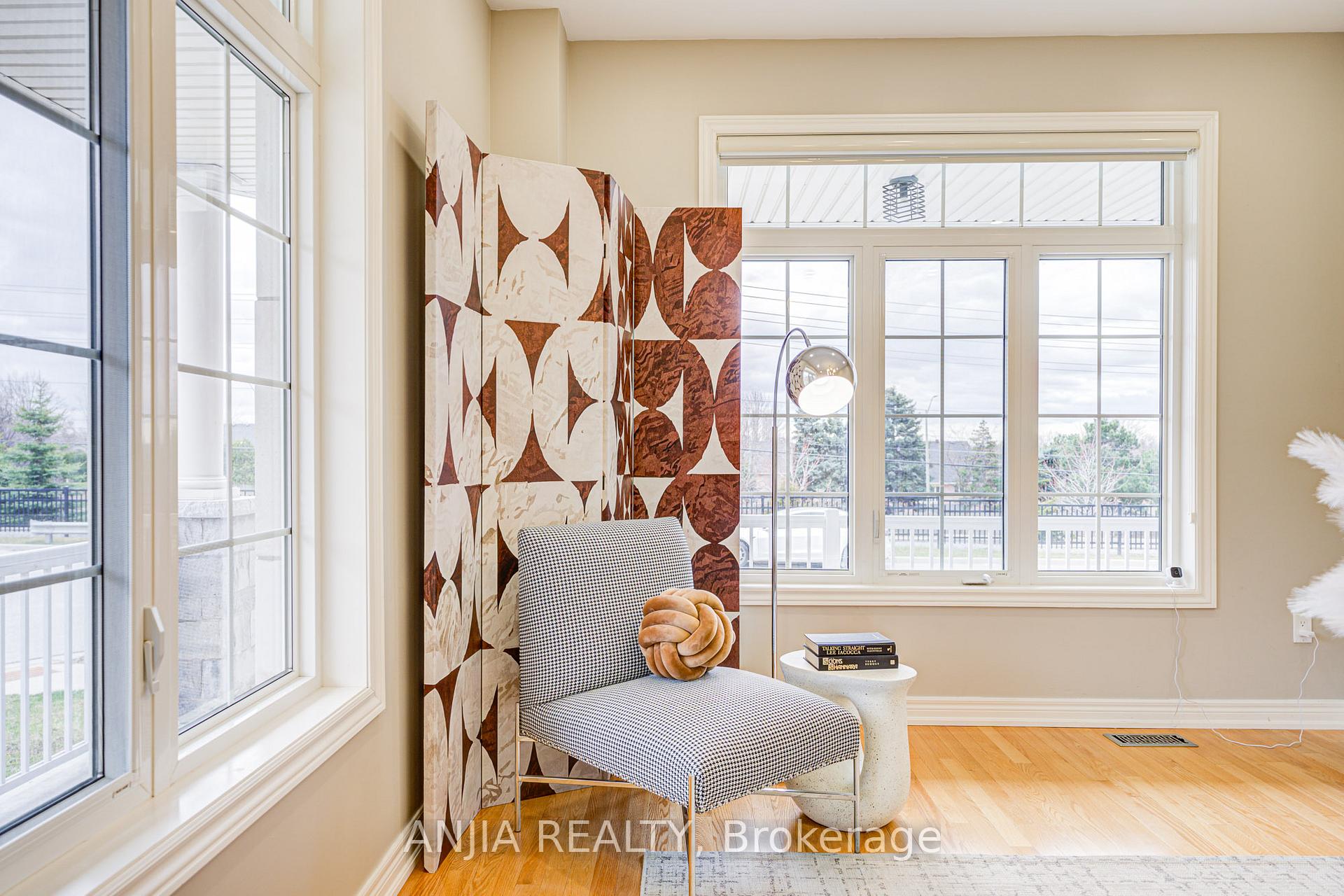 Photo 10 of 78 Christian Ritter Drive, Markham, Berczy — HOMEH
