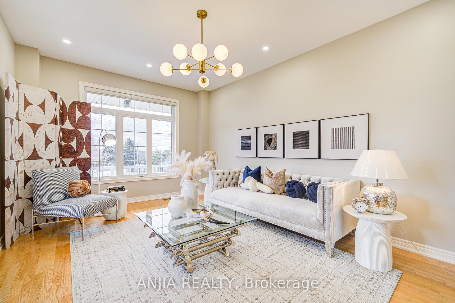 Photo 11 of 78 Christian Ritter Drive, Markham, Berczy — HOMEH