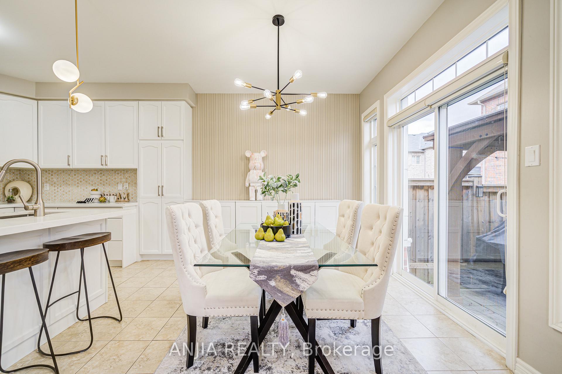 Photo 18 of 78 Christian Ritter Drive, Markham, Berczy — HOMEH