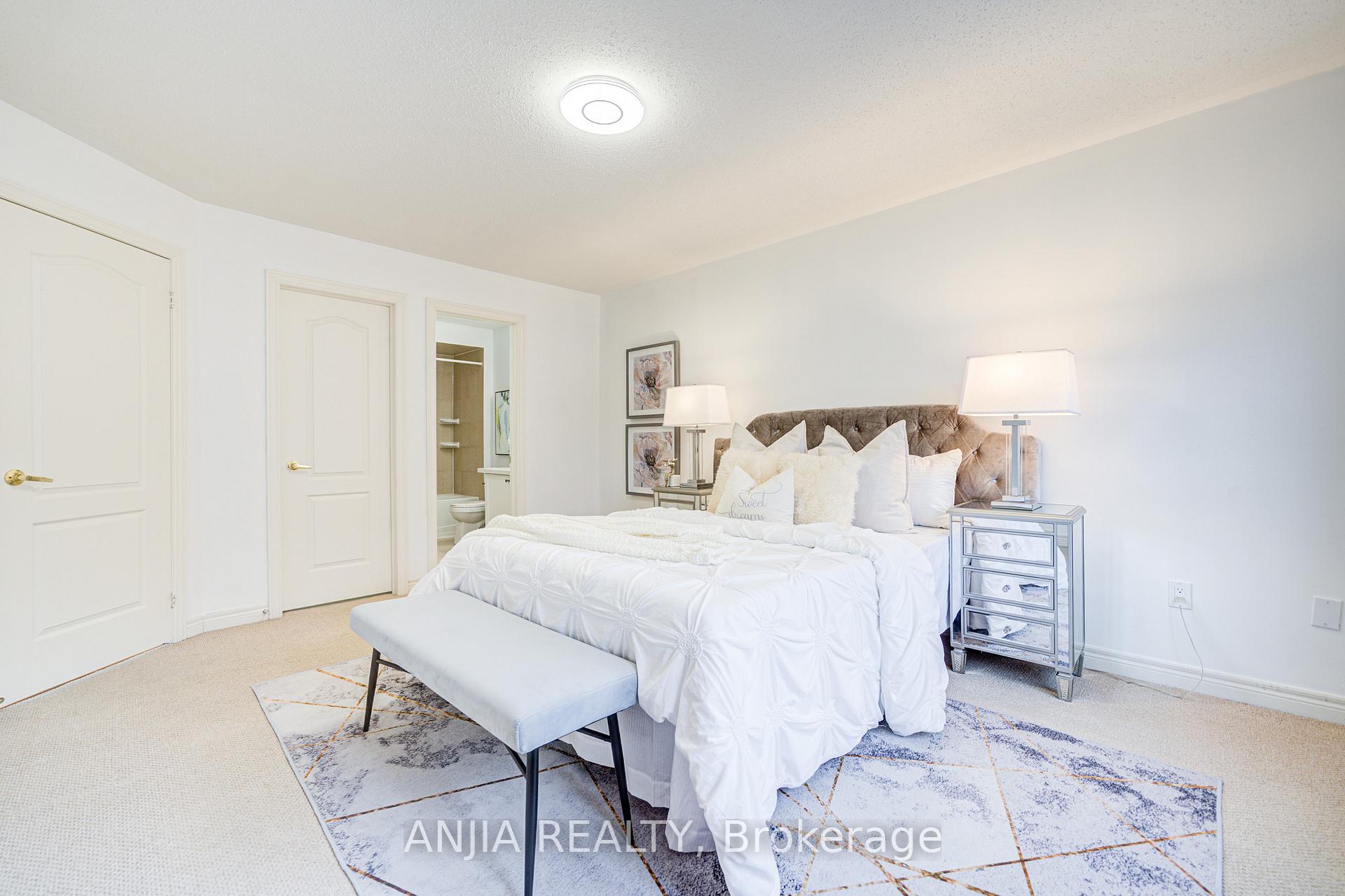 Photo 32 of 78 Christian Ritter Drive, Markham, Berczy — HOMEH