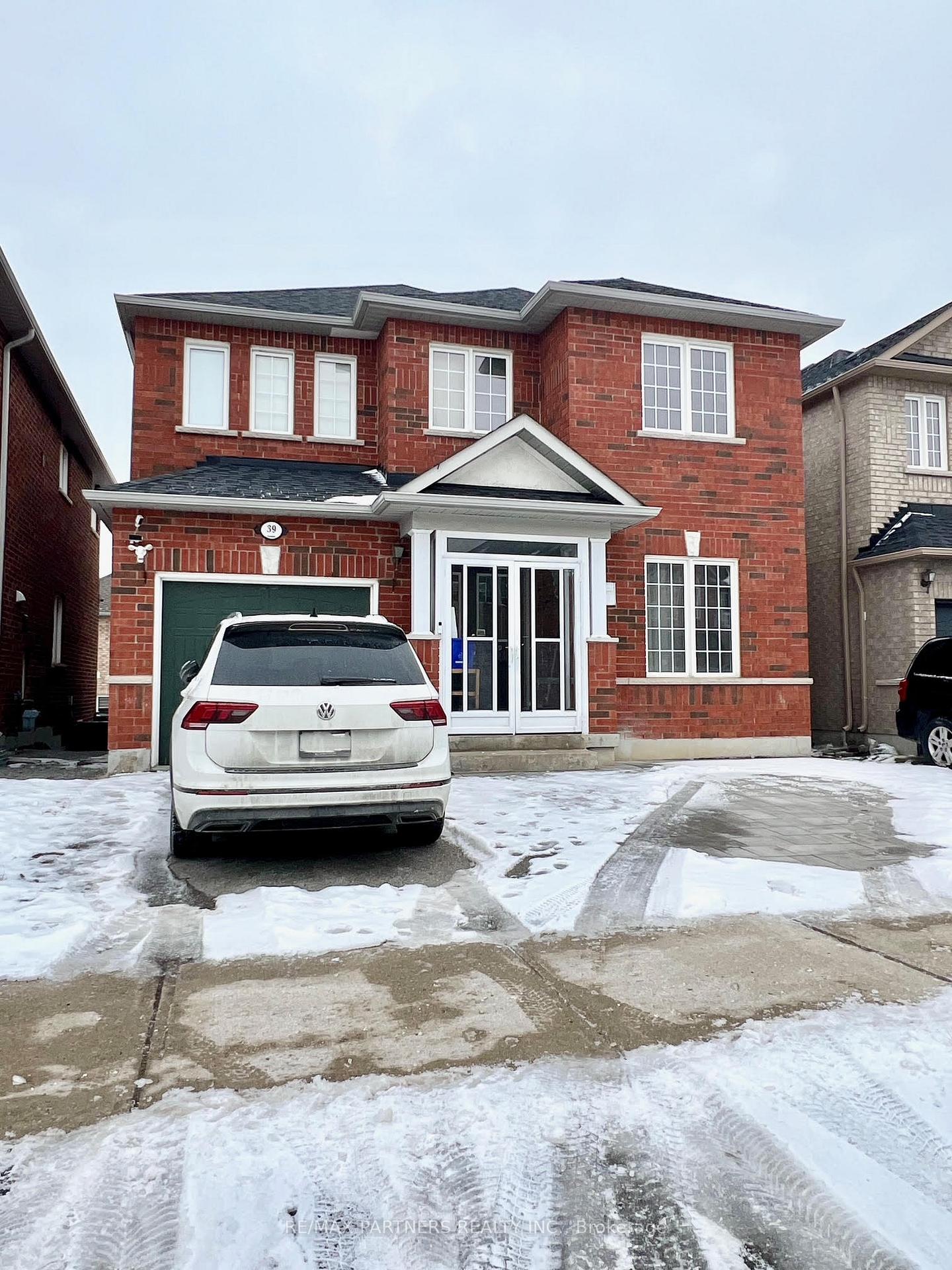 Photo 1 of 39 Pamgrey Road, Markham, Greensborough — HOMEH