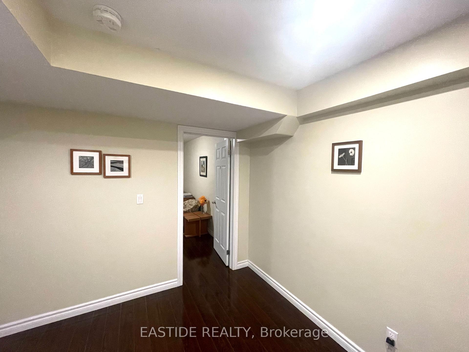 Photo 4 of 1 Richard Maynard Crescent, Markham, Unionville — HOMEH