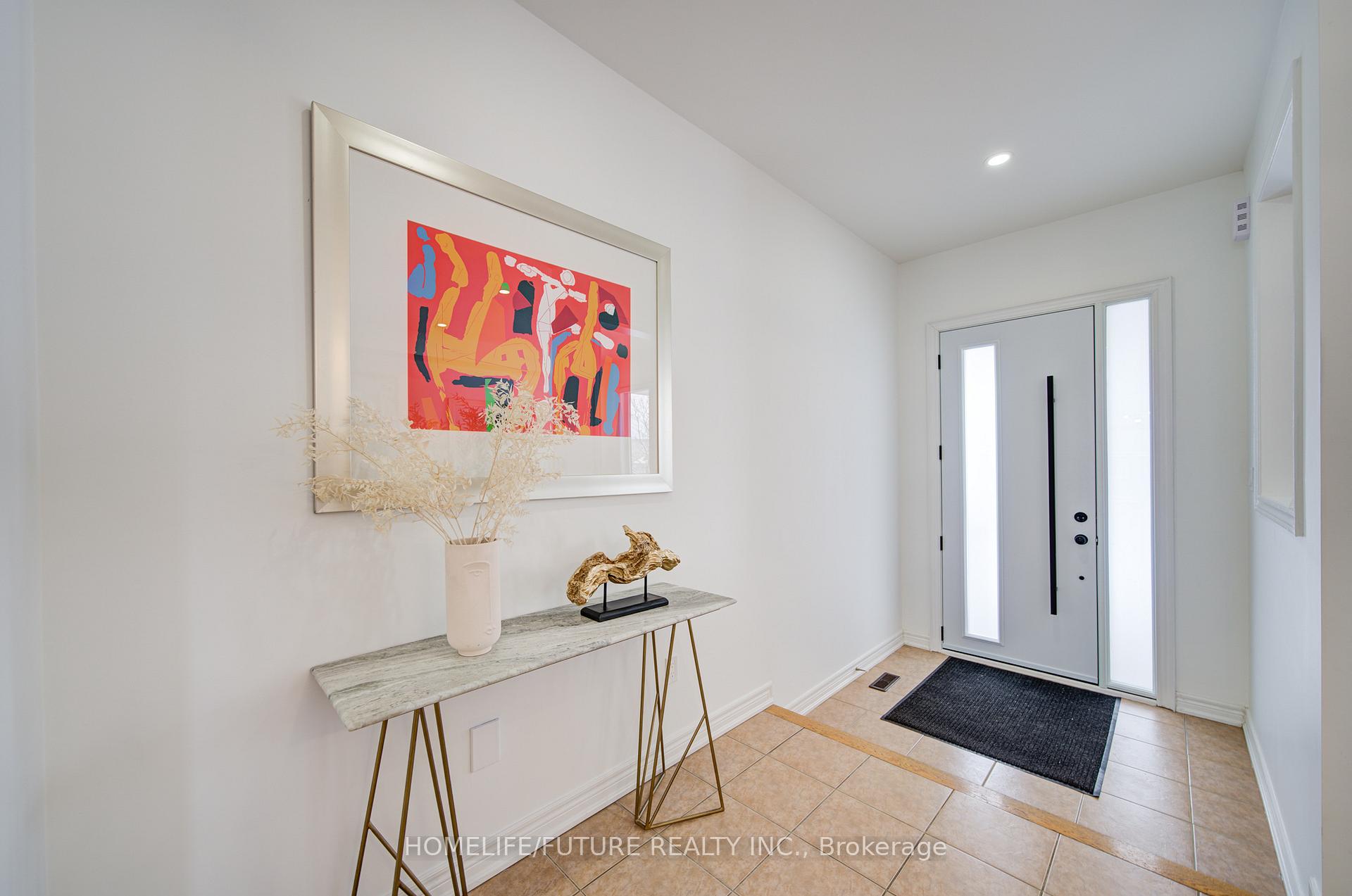 Photo 4 of 8 Willow Street, Markham, Wismer — HOMEH