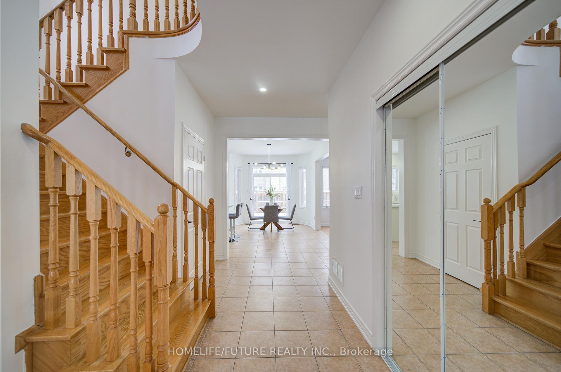Photo 11 of 8 Willow Street, Markham, Wismer — HOMEH