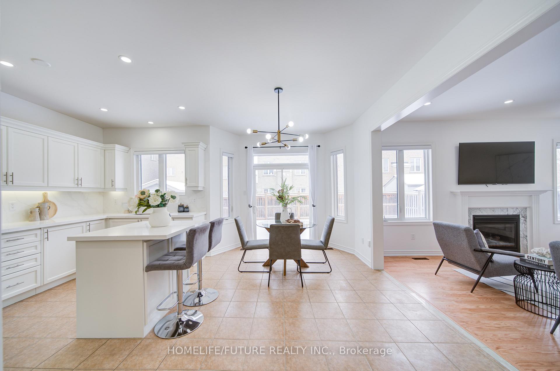 Photo 12 of 8 Willow Street, Markham, Wismer — HOMEH