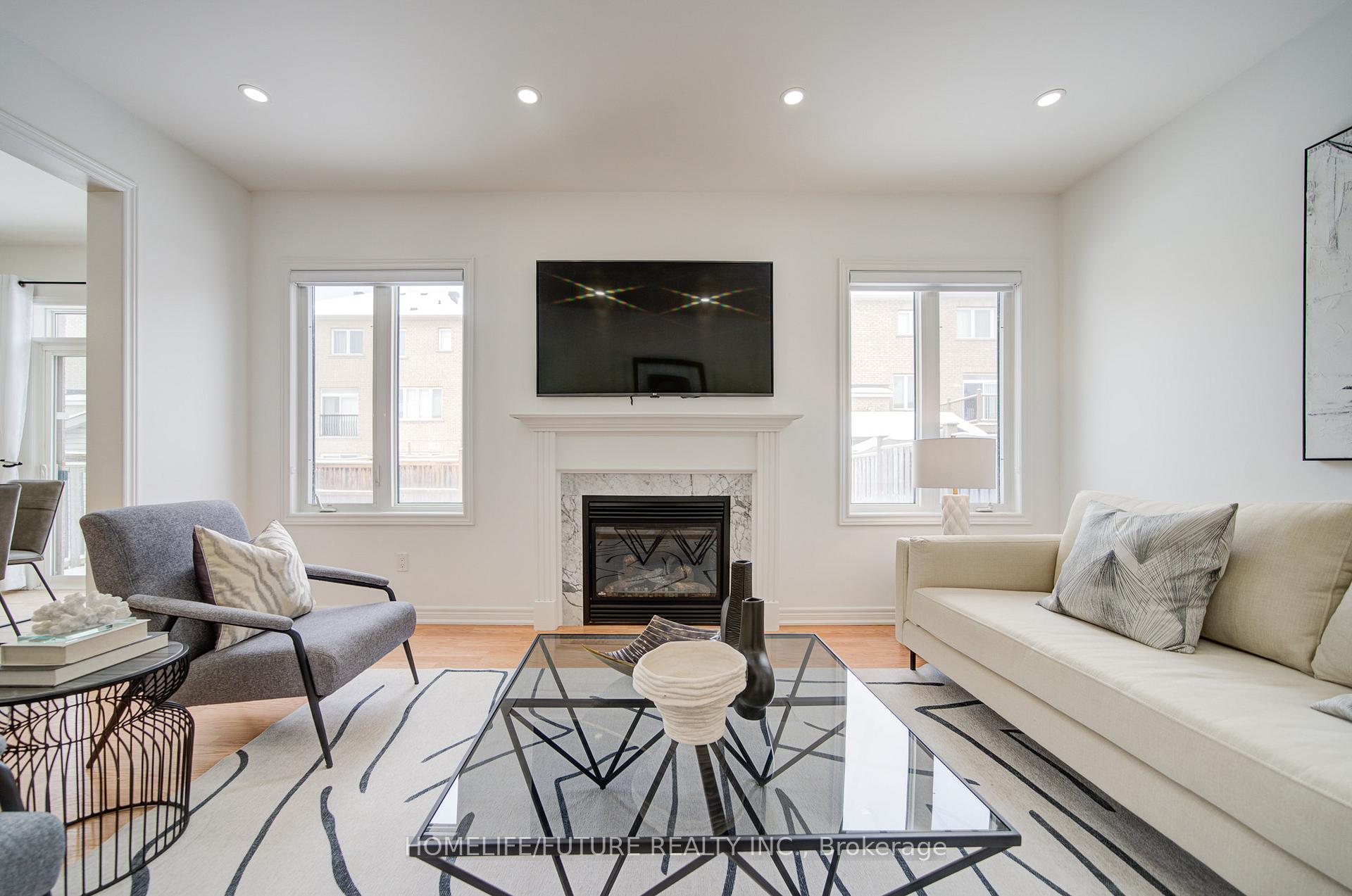 Photo 18 of 8 Willow Street, Markham, Wismer — HOMEH