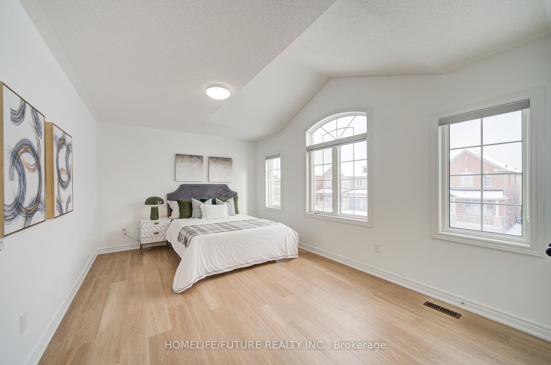 Photo 33 of 8 Willow Street, Markham, Wismer — HOMEH