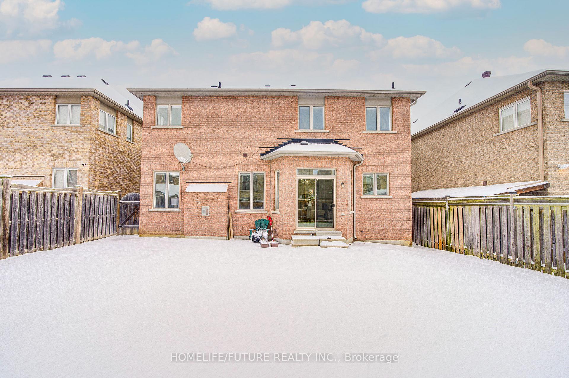 Photo 40 of 8 Willow Street, Markham, Wismer — HOMEH