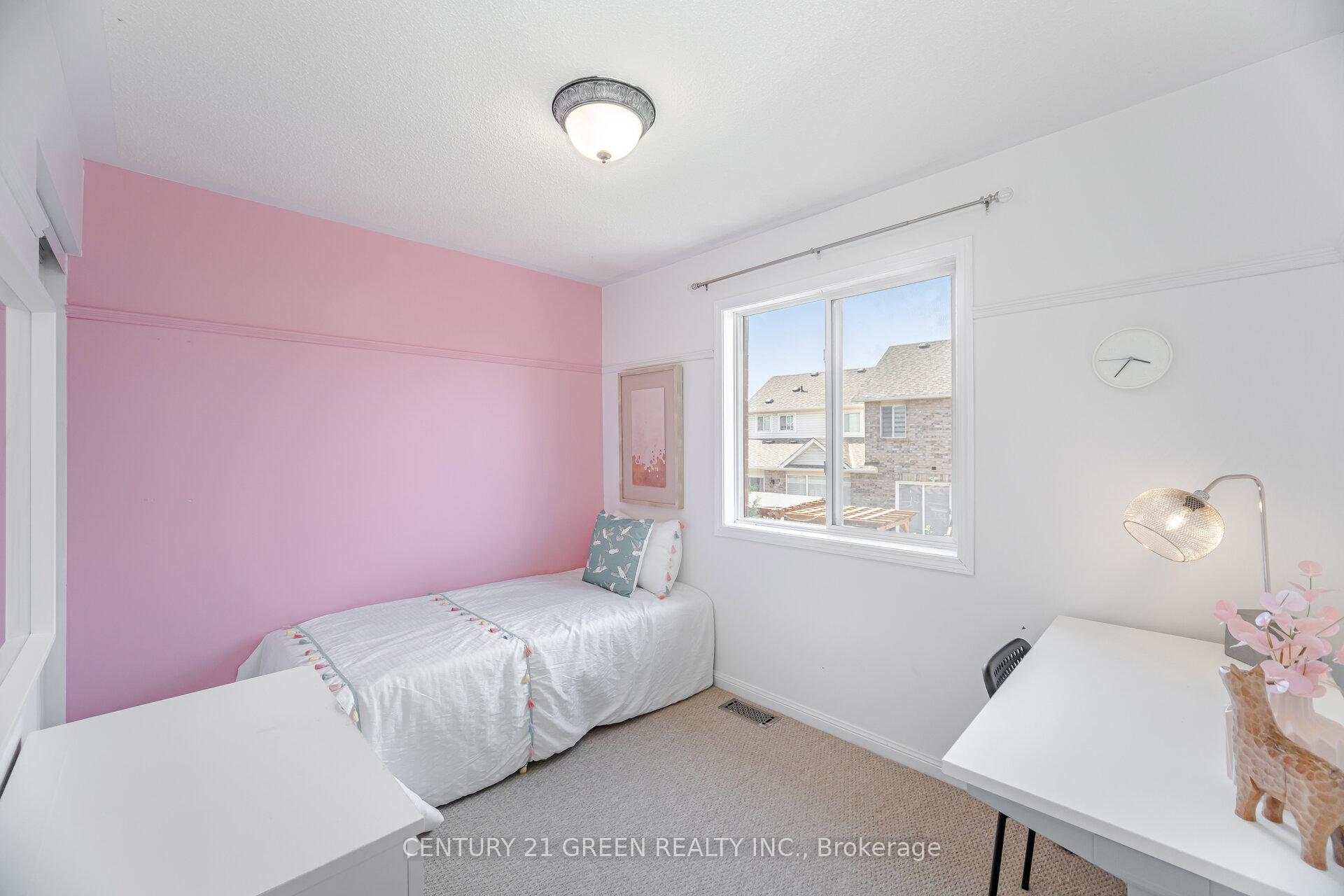 Photo 2 of 411 Baverstock Crescent, Milton, Clarke — HOMEH