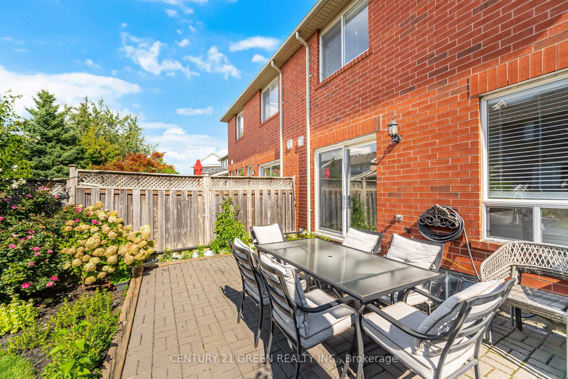 Photo 12 of 411 Baverstock Crescent, Milton, Clarke — HOMEH