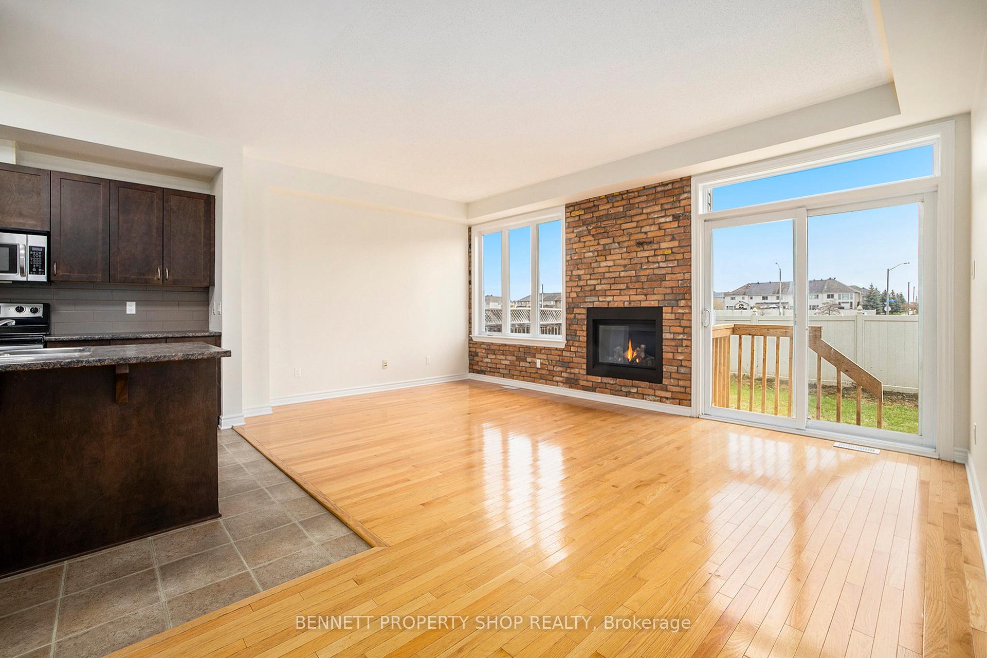 Photo 7 of 917 Whiteford Way, Ottawa, Kanata - Emerald Meadows/Trailwest — HOMEH