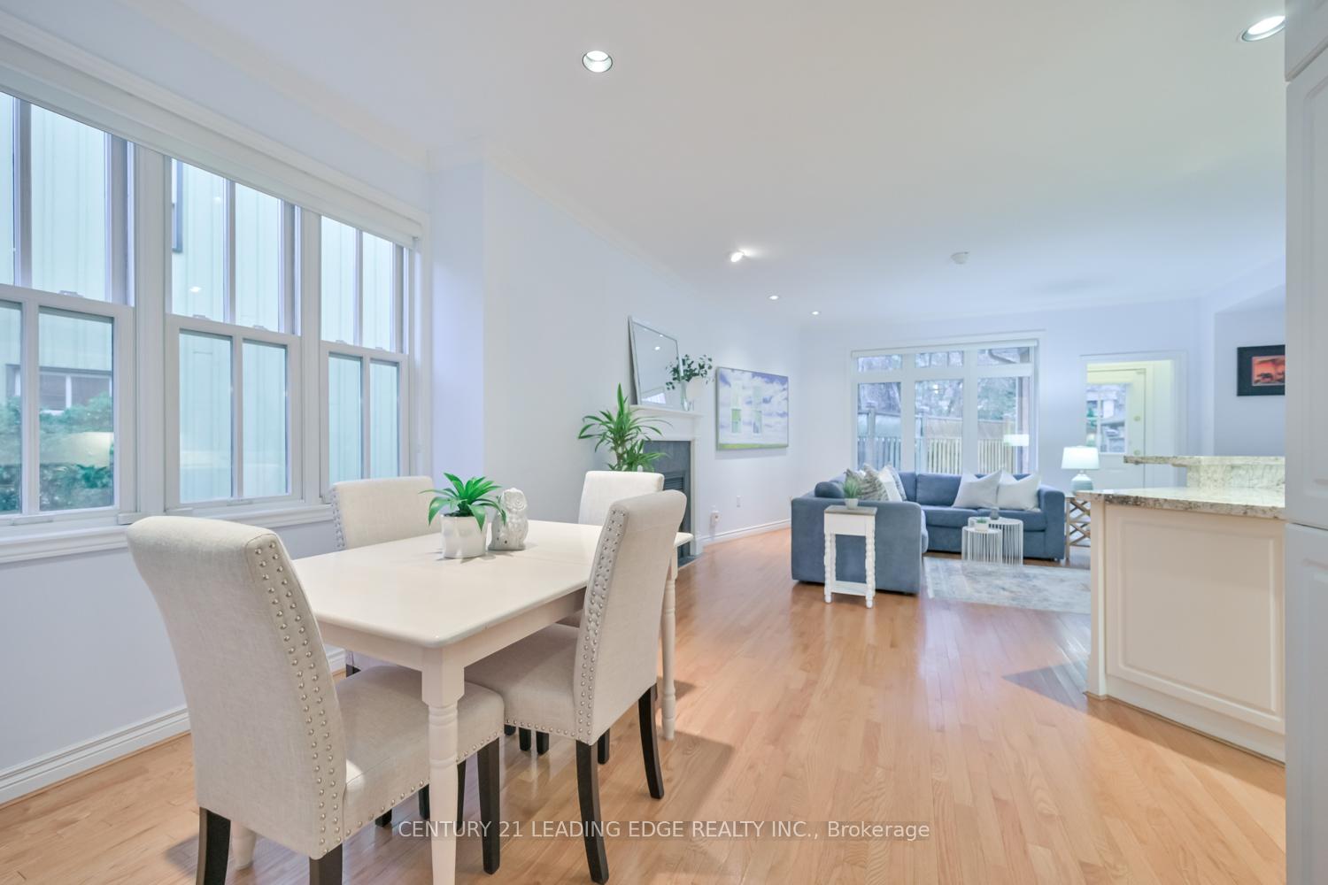 Photo 8 of 8D Station Lane, Markham, Unionville — HOMEH