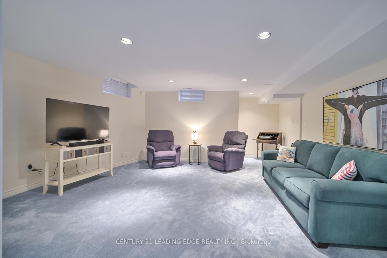 Photo 28 of 8D Station Lane, Markham, Unionville — HOMEH