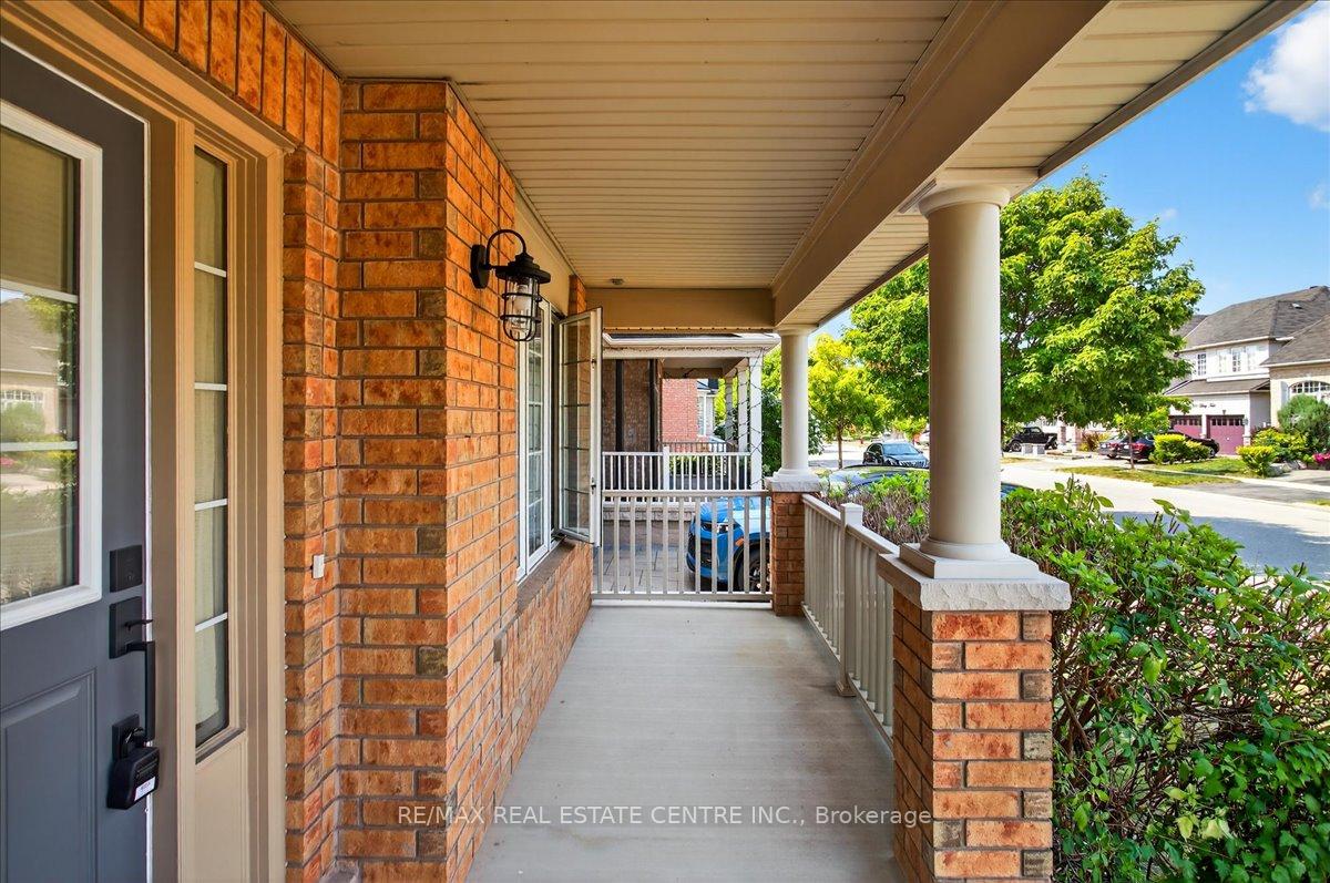 Photo 13 of 832 Bessy Trail, Milton, Coates — HOMEH